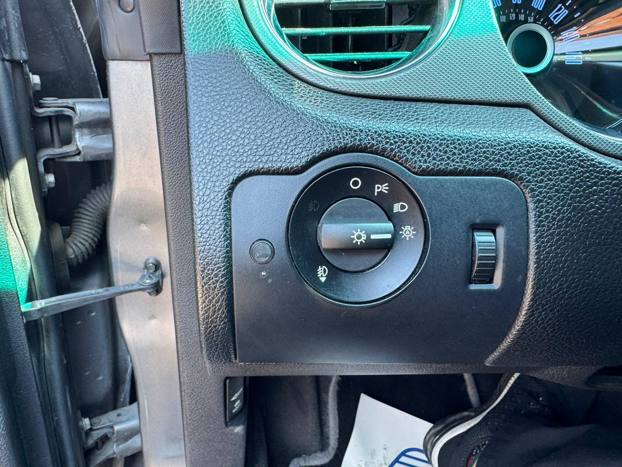 Ford Mustang view 16