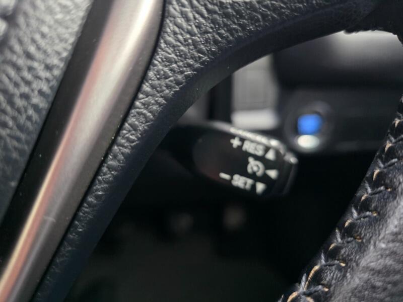 2016 Toyota RAV4 image 37