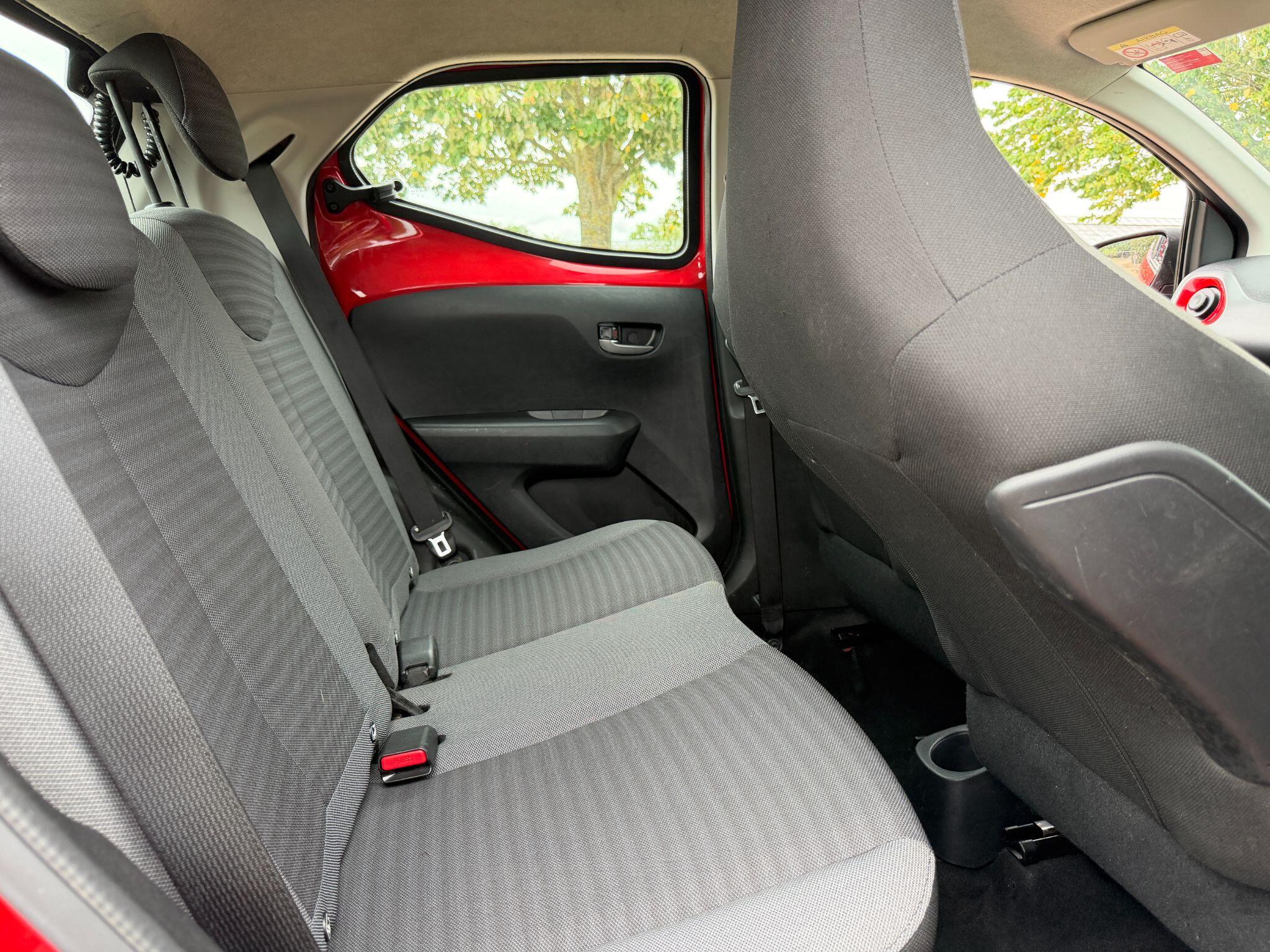 Toyota Aygo view 23