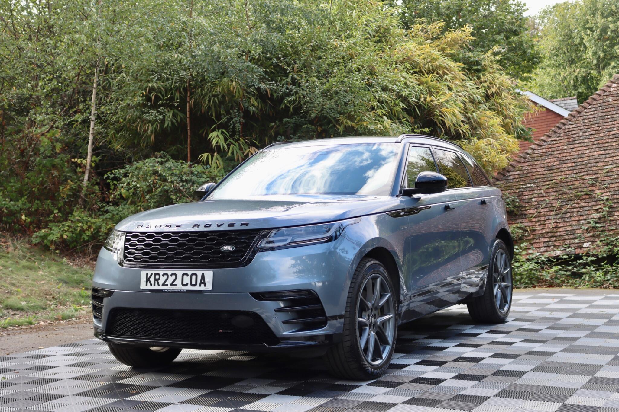 Land Rover Range Rover Velar view 21