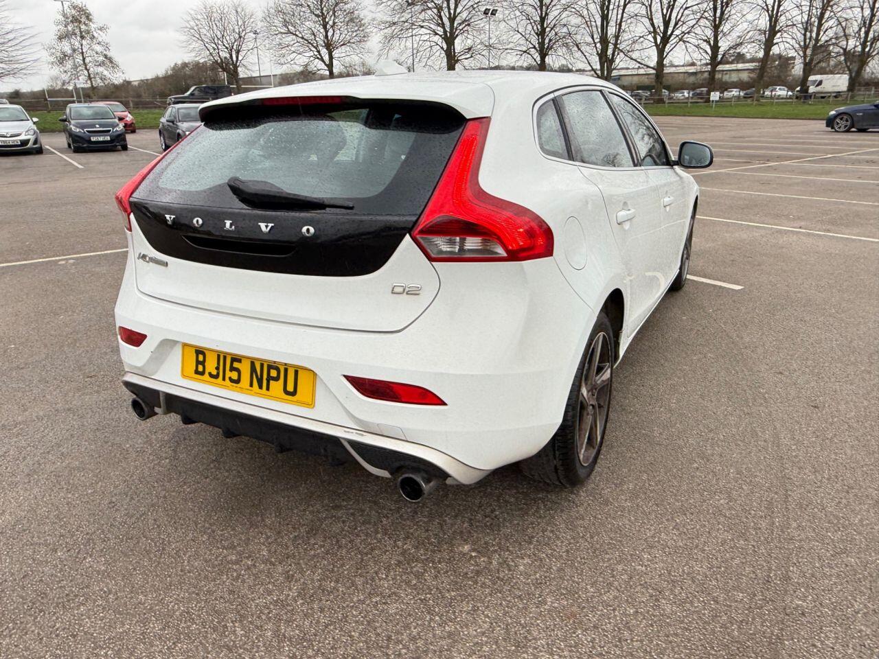 Volvo V40 view 34