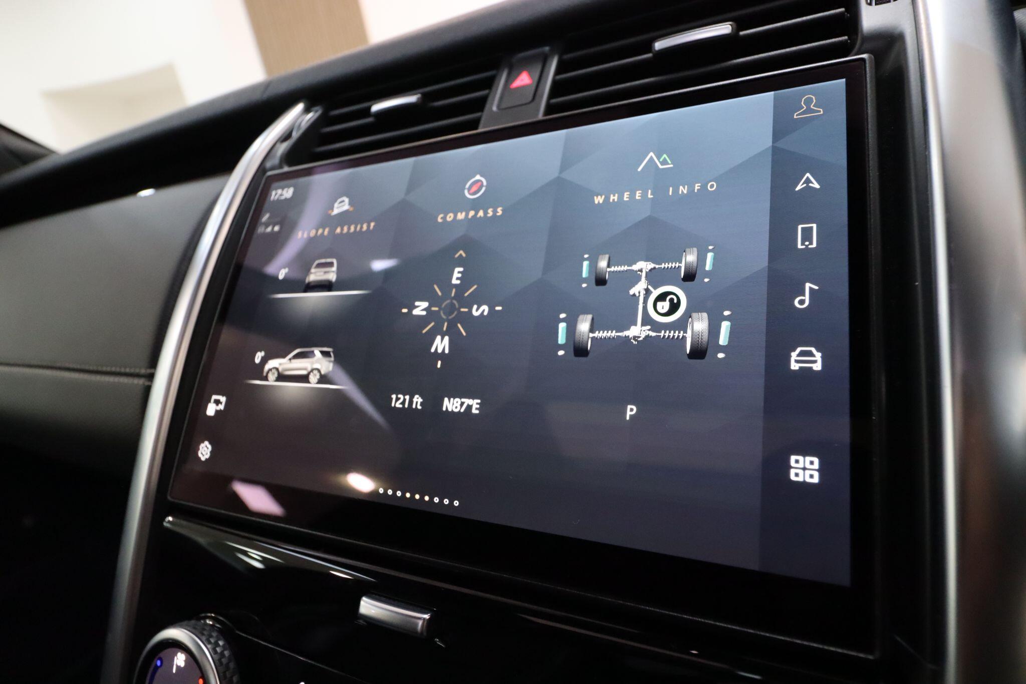 Land Rover Discovery 3 view 38