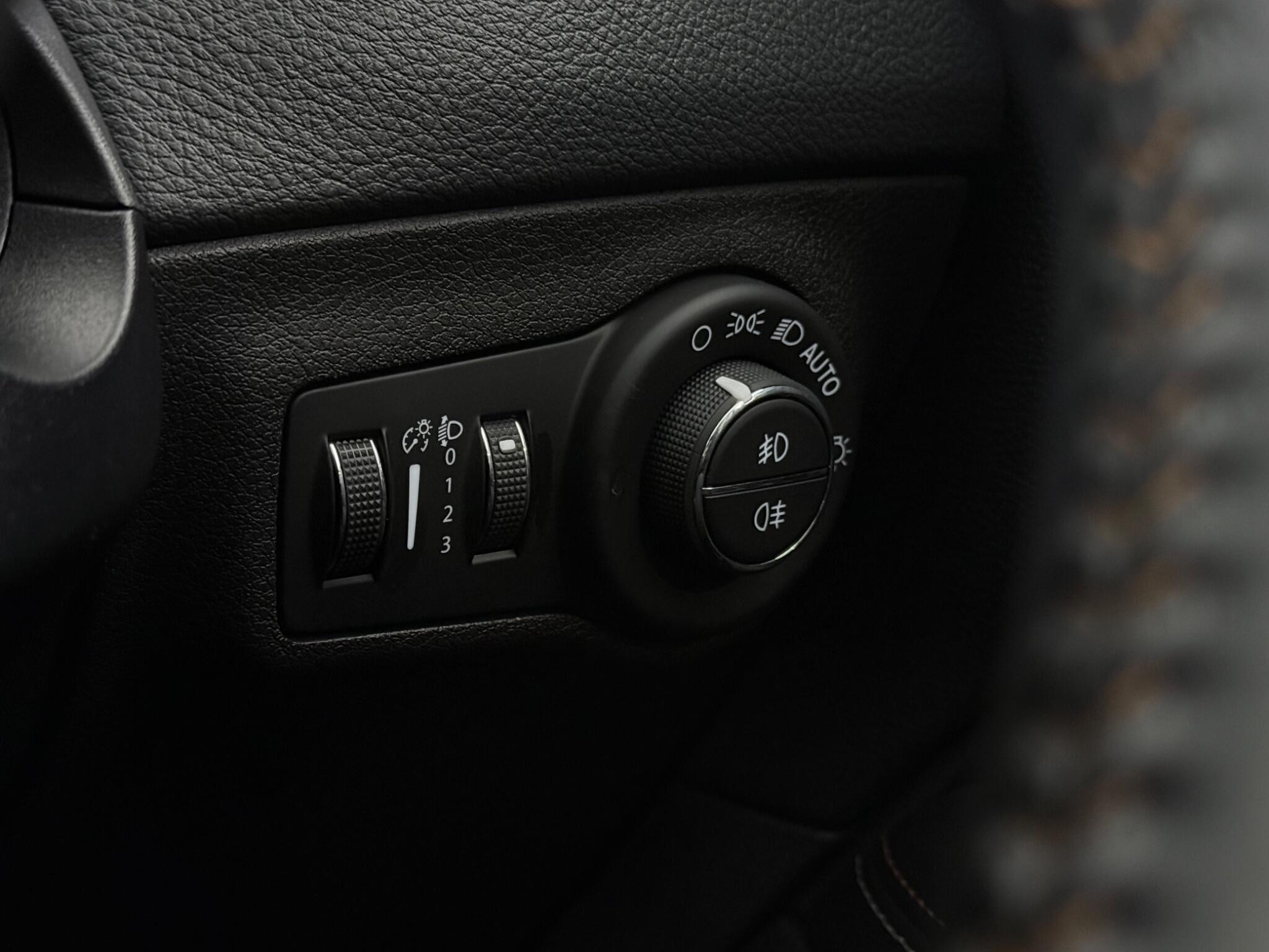 Jeep Compass view 17