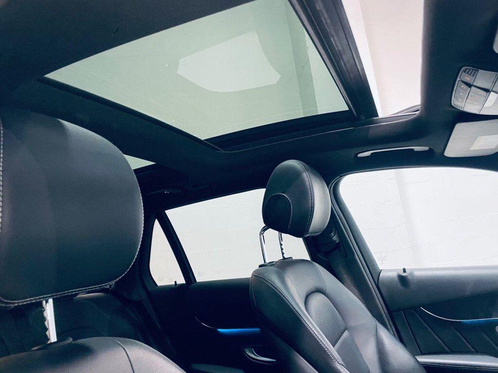 Mercedes-Benz GLC view 2