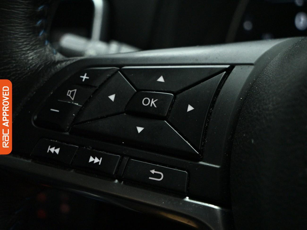 Nissan Leaf view 23