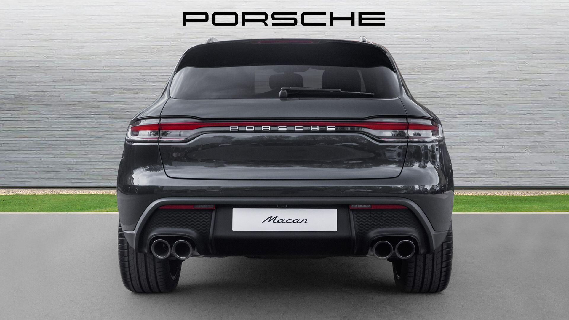 Porsche Macan view 7