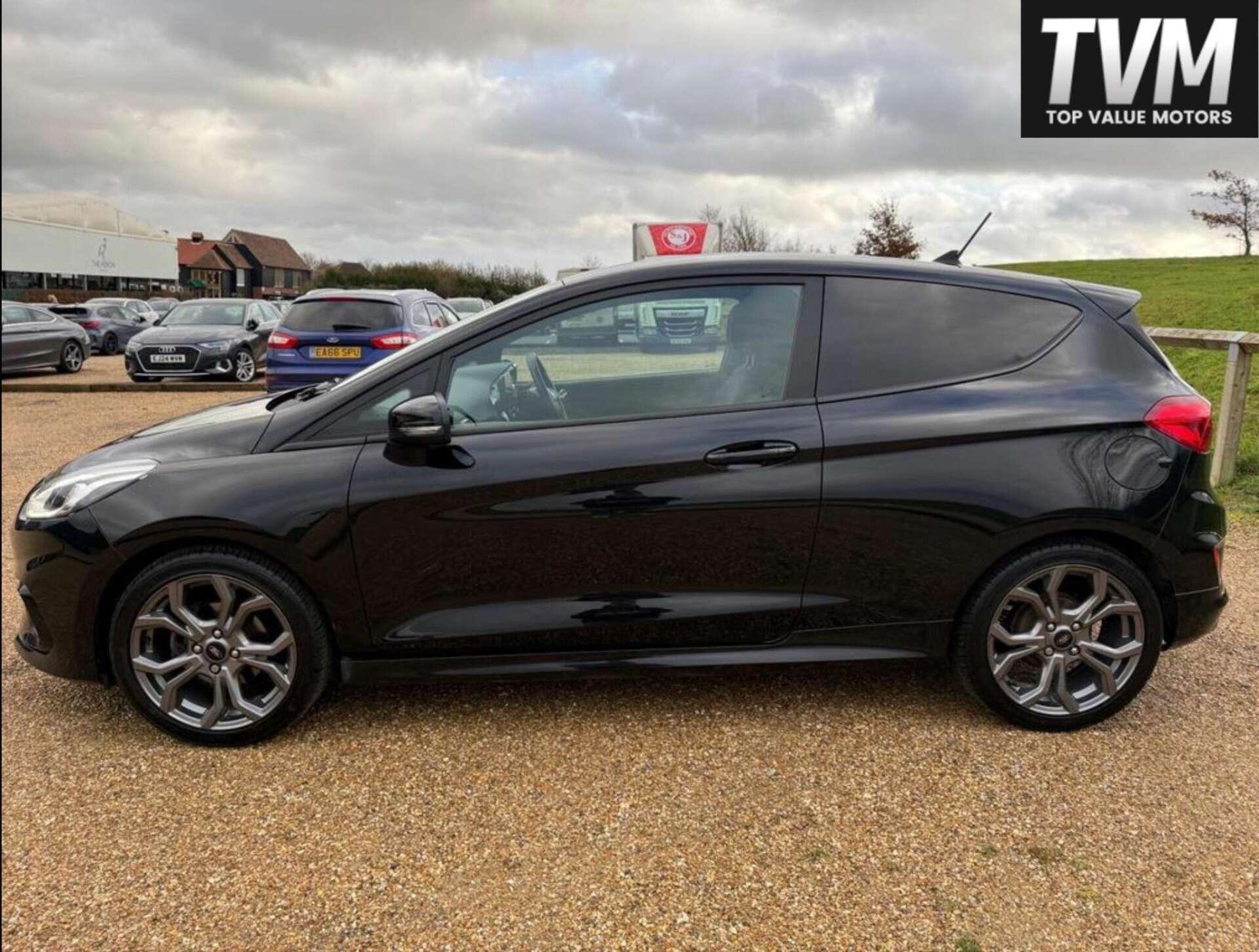 Ford Fiesta view 4