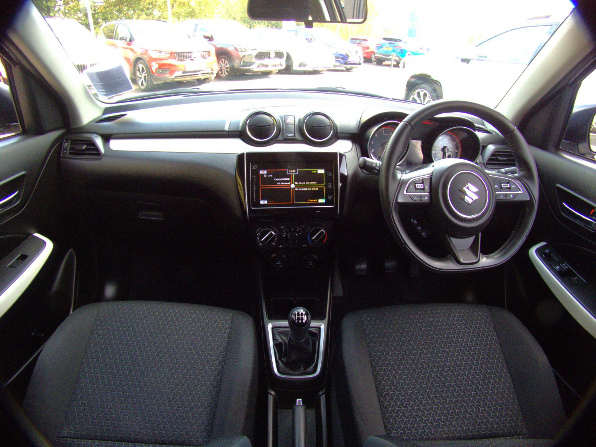 Suzuki Swift view 21