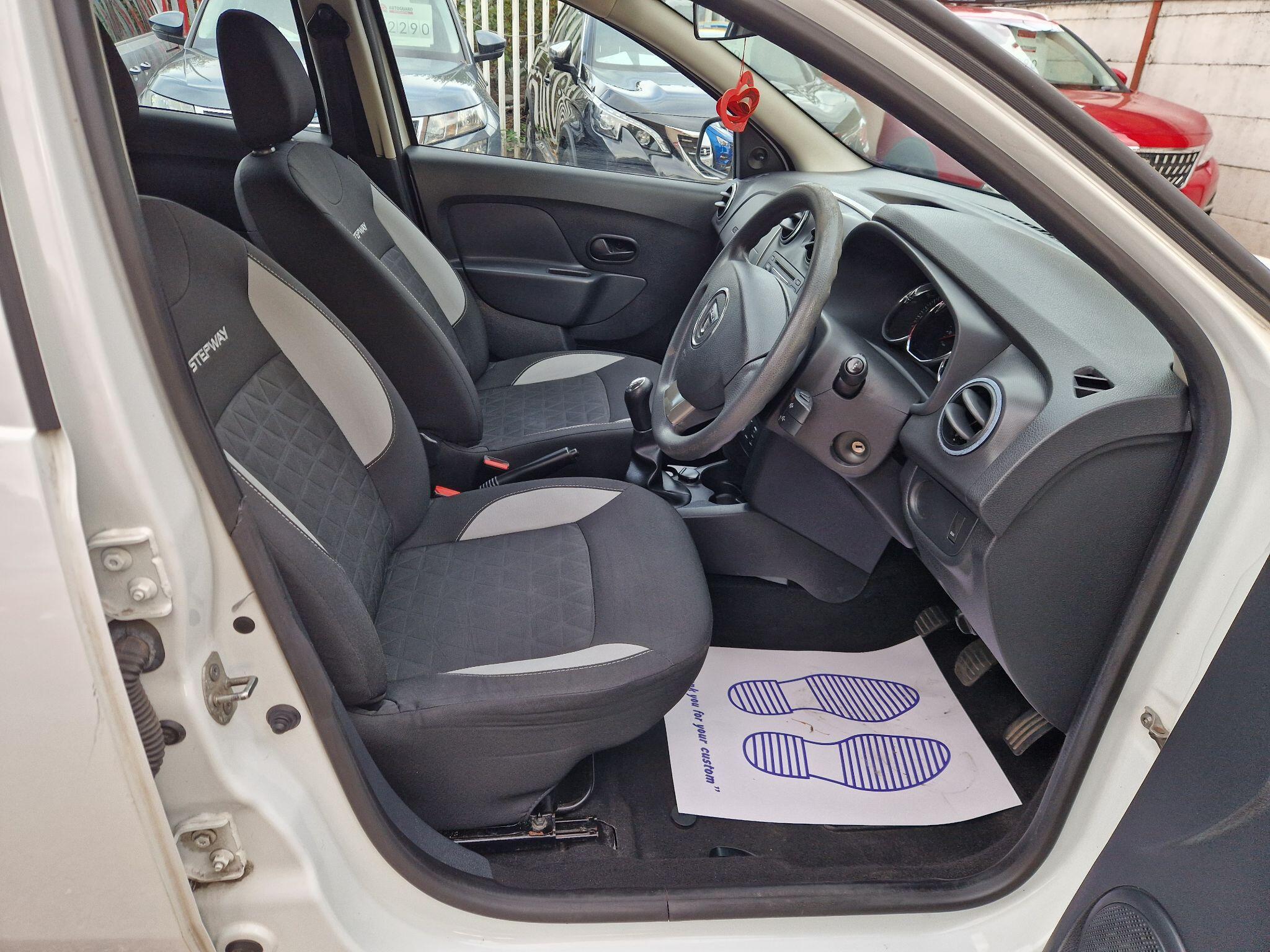 Dacia Sandero view 21