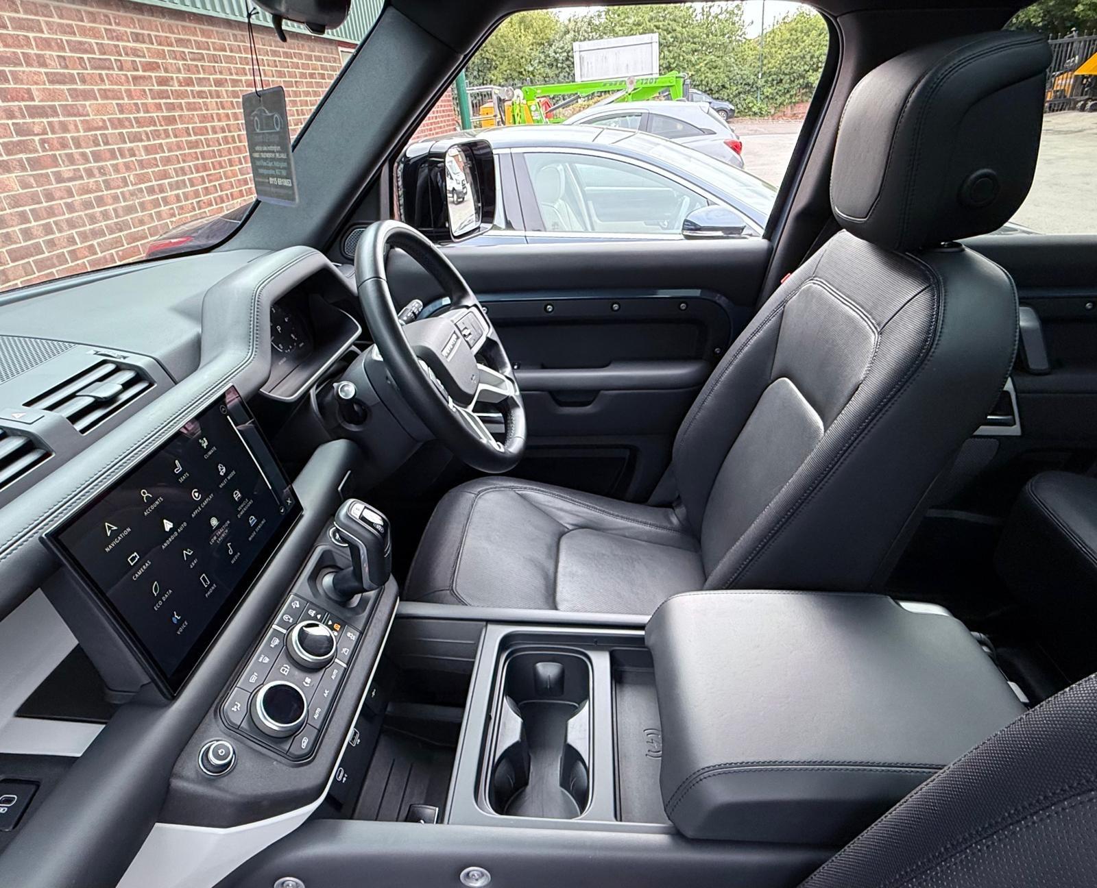 Land Rover Defender view 46