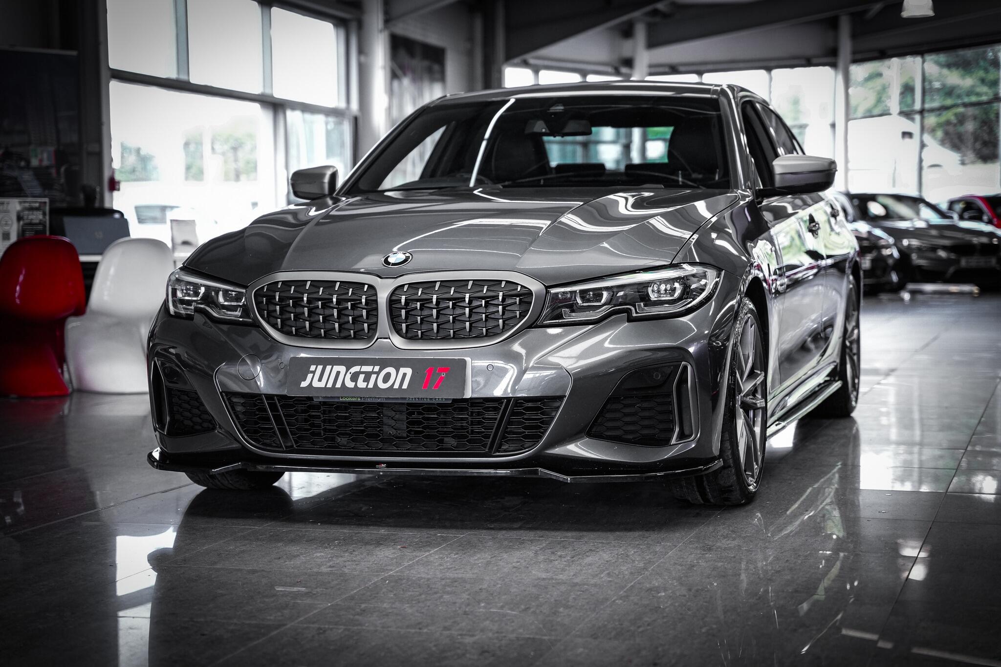 BMW 3 Series view 12