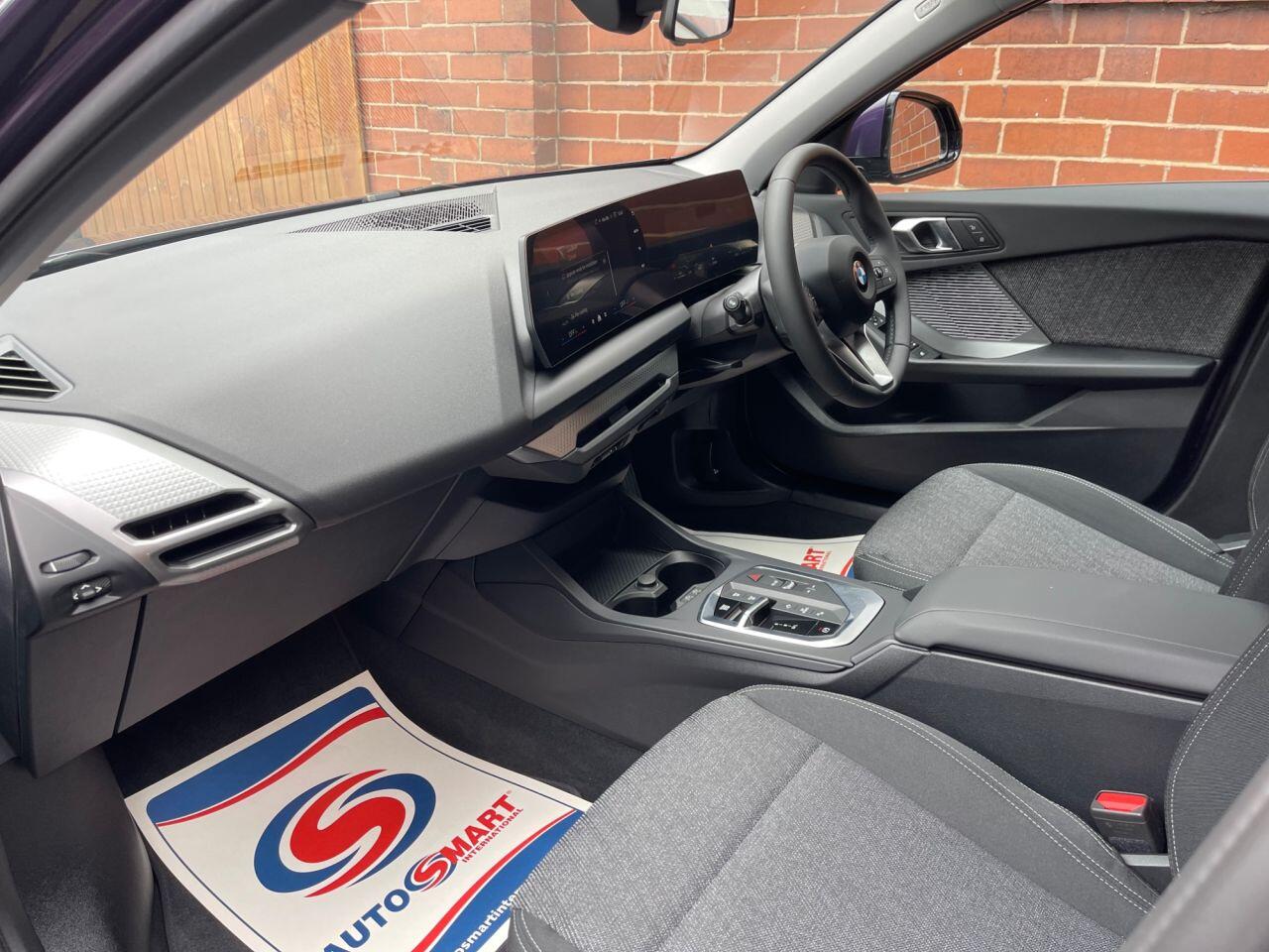 BMW 1 Series view 23