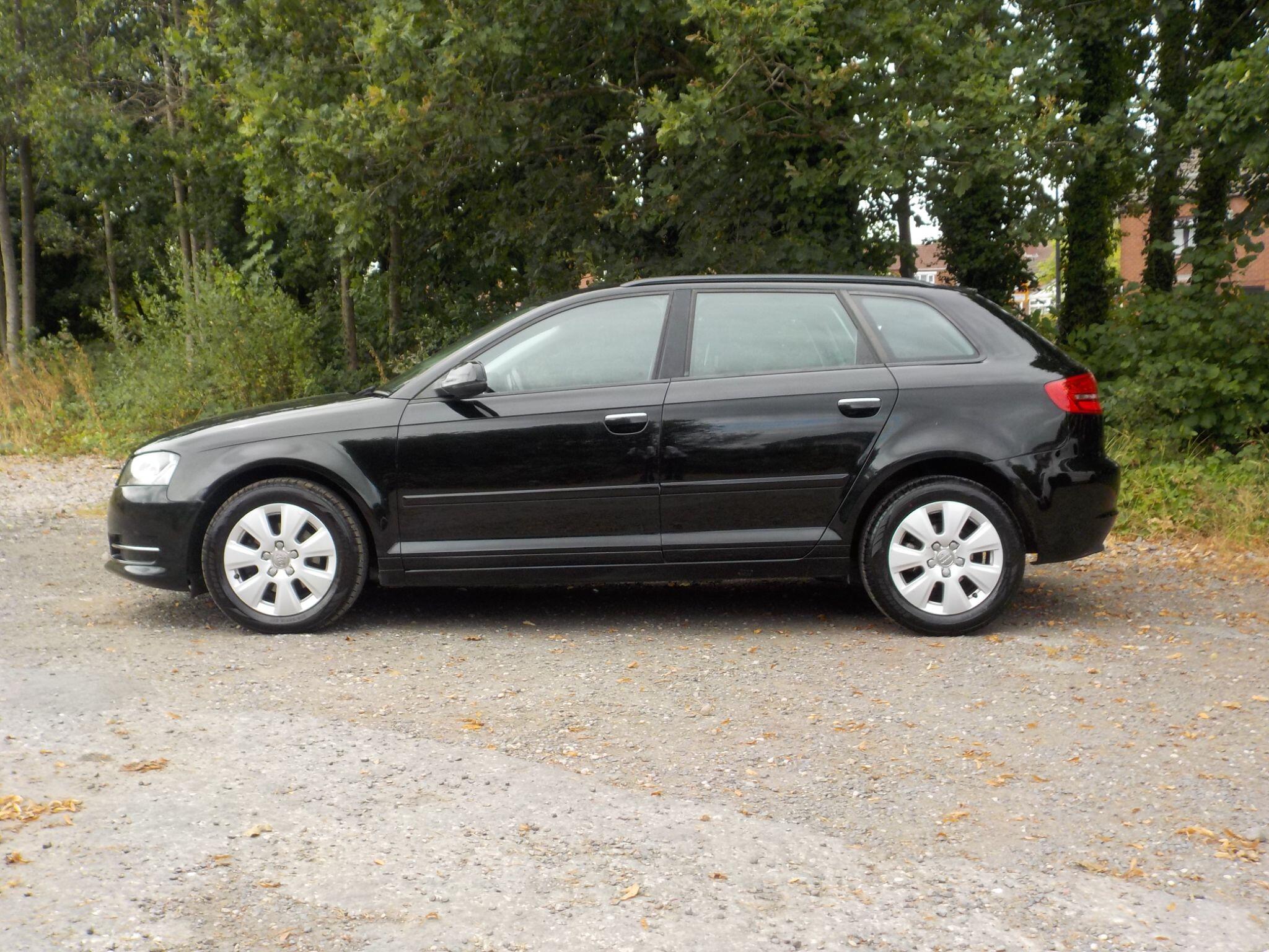 Audi A3 1.6 TDI Sportback Euro 5 (s/s) 5dr