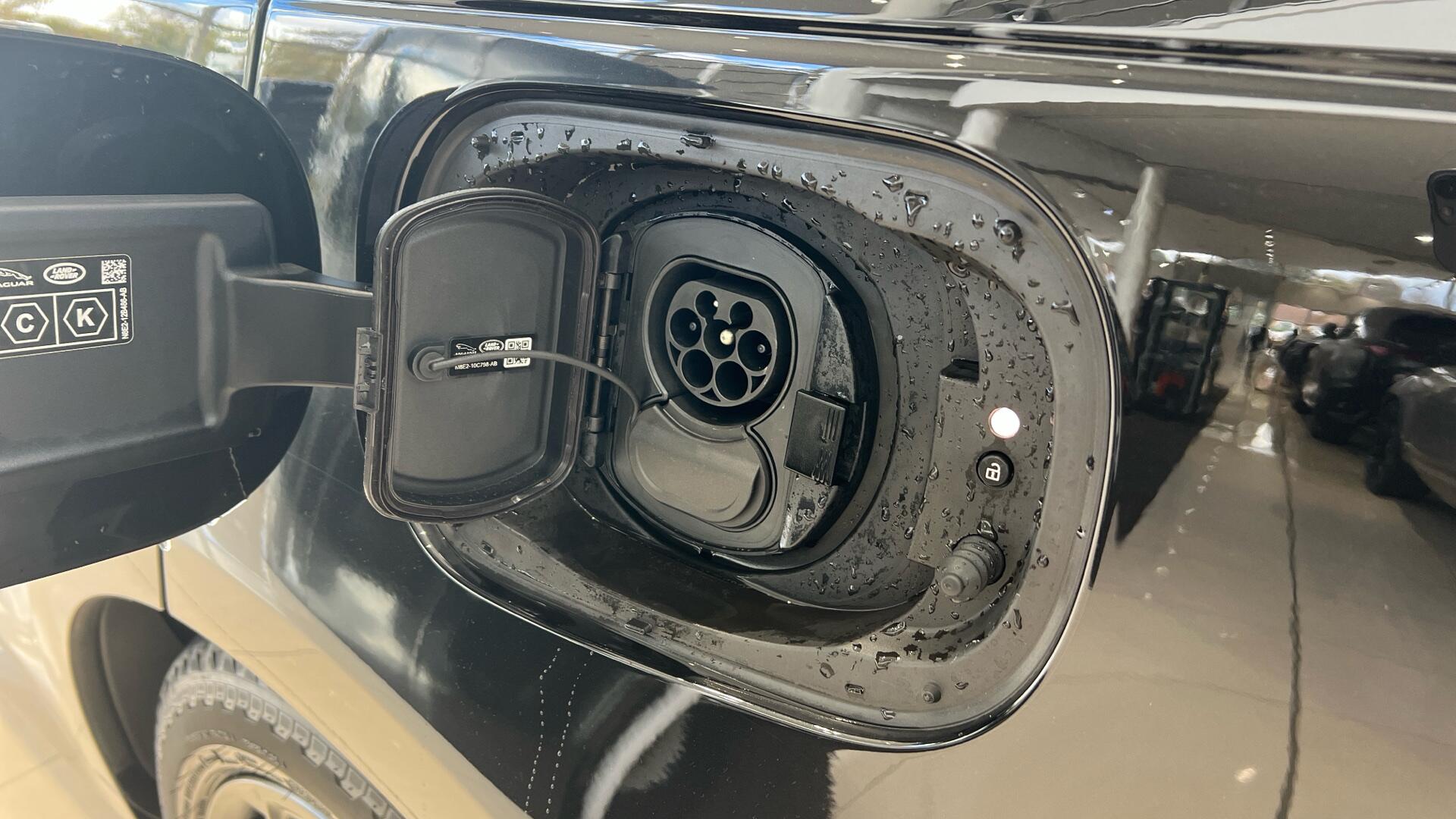 Land Rover Range Rover Sport view 43
