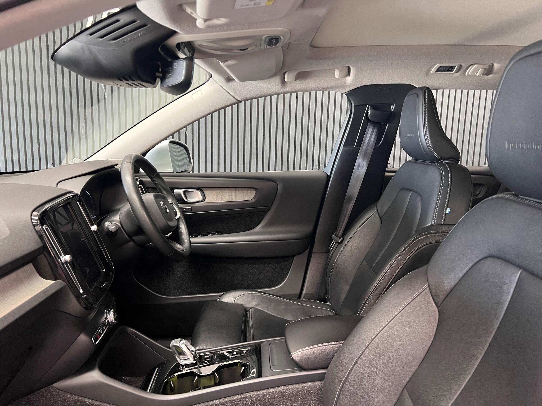 Volvo XC40 view 24
