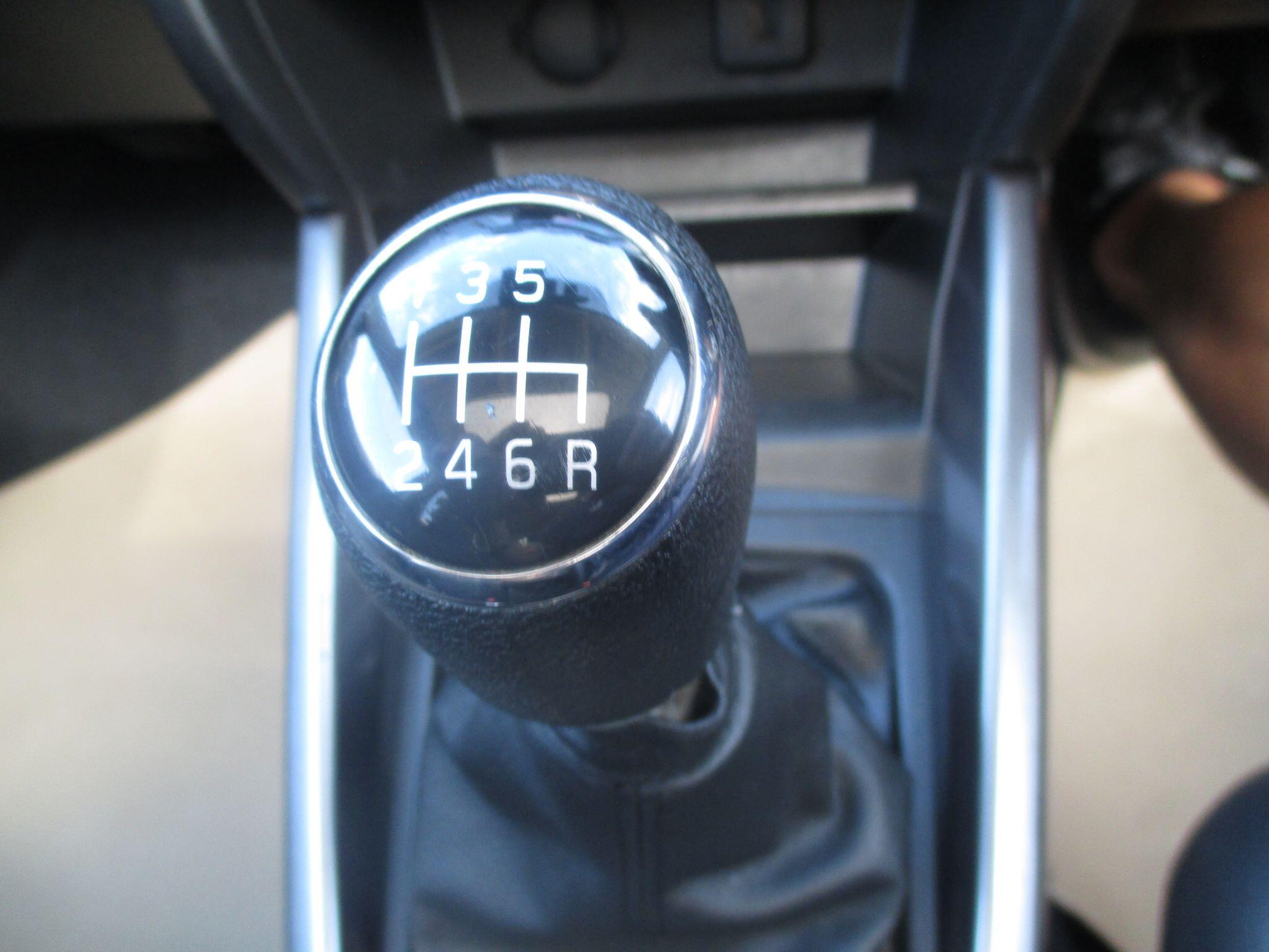 Suzuki Vitara view 41