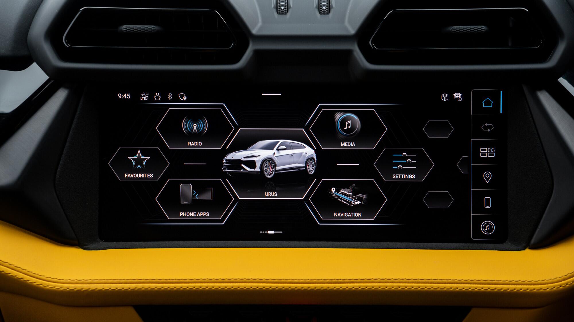 Lamborghini Urus view 27