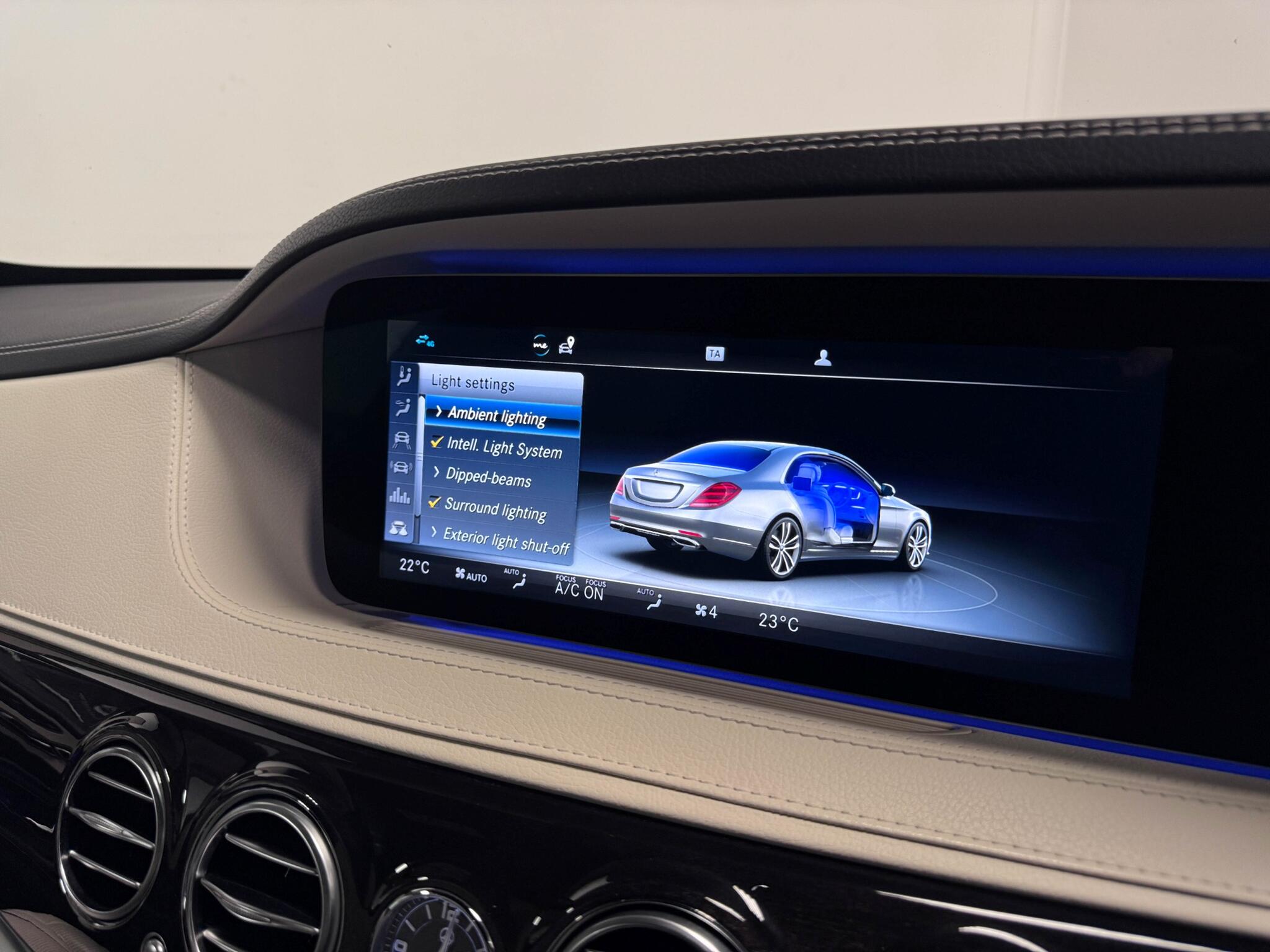 Mercedes-Benz S Class view 61