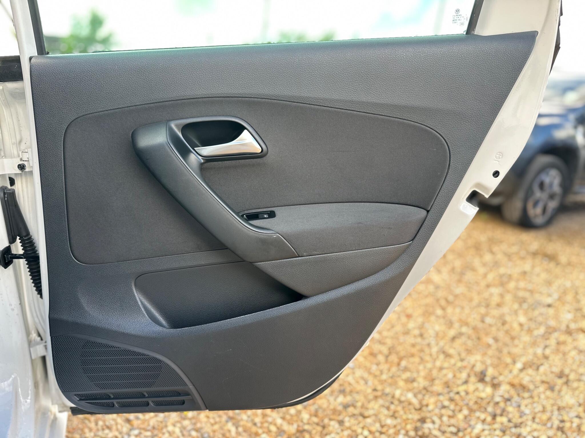 Volkswagen Polo view 49