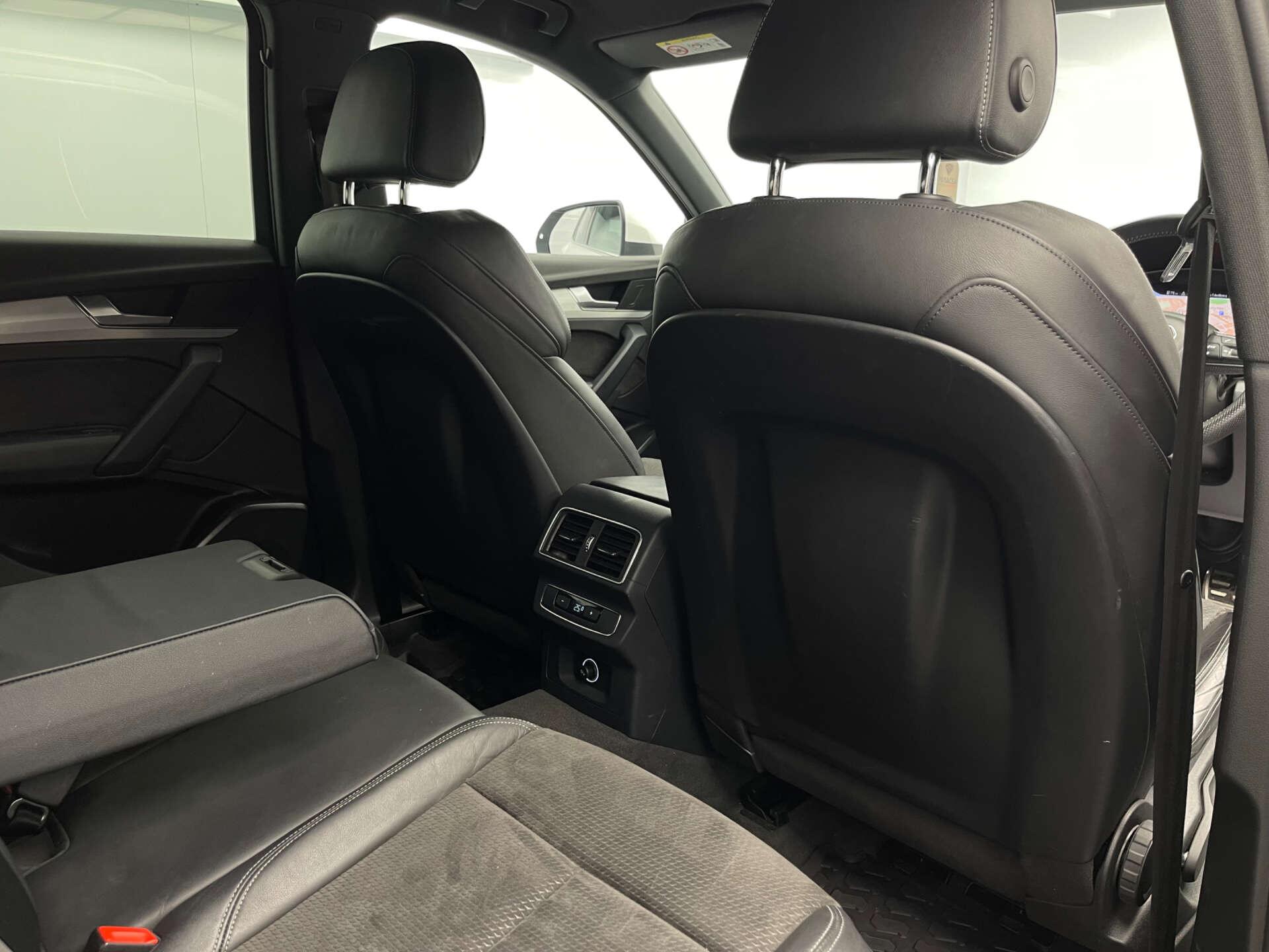 Audi Q5 view 21