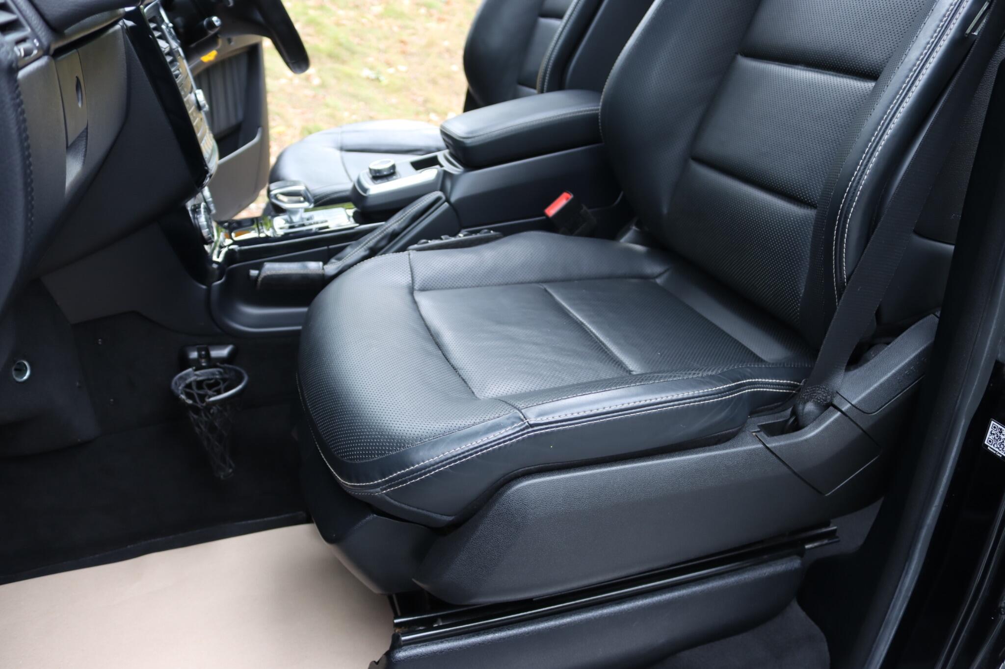 Mercedes-Benz G-Class view 13