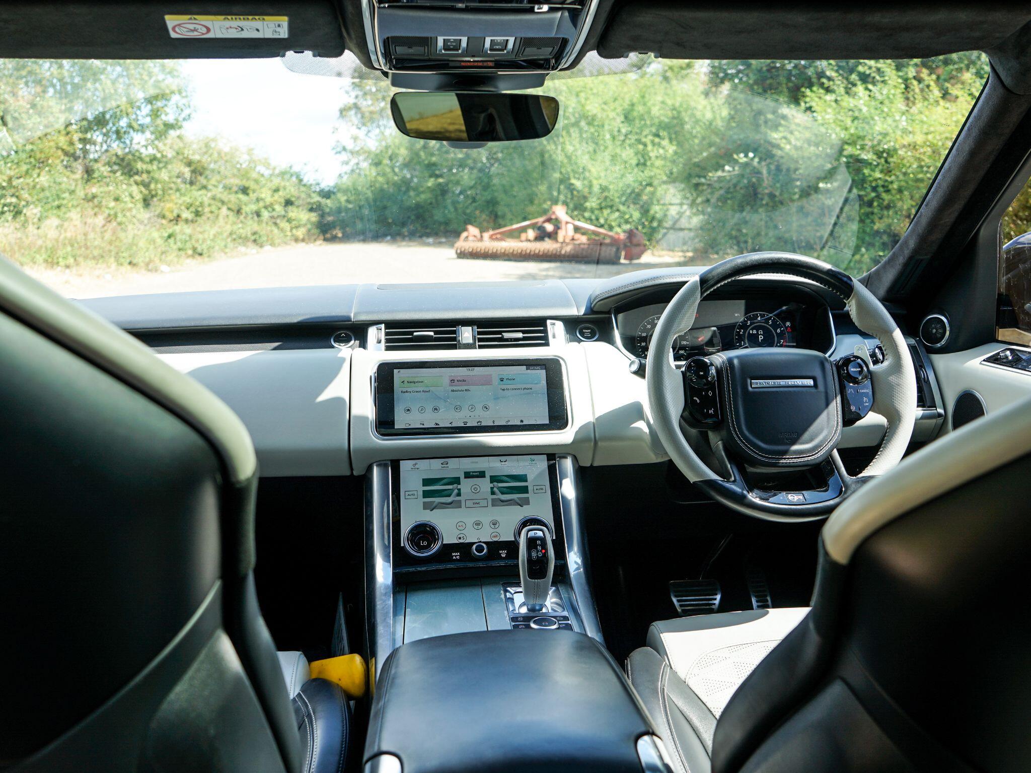 Land Rover Range Rover Sport view 17