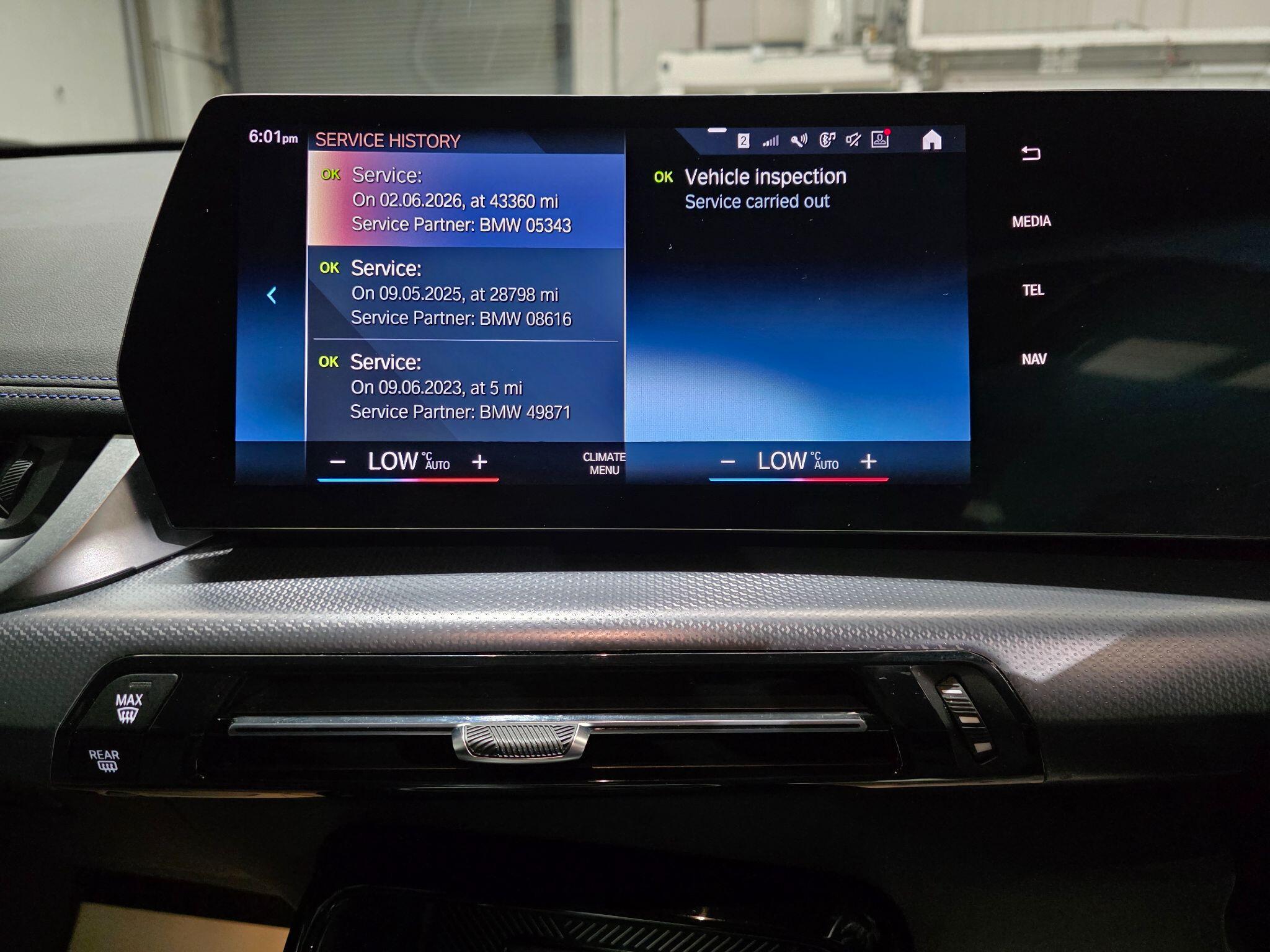 BMW Ix1 view 9