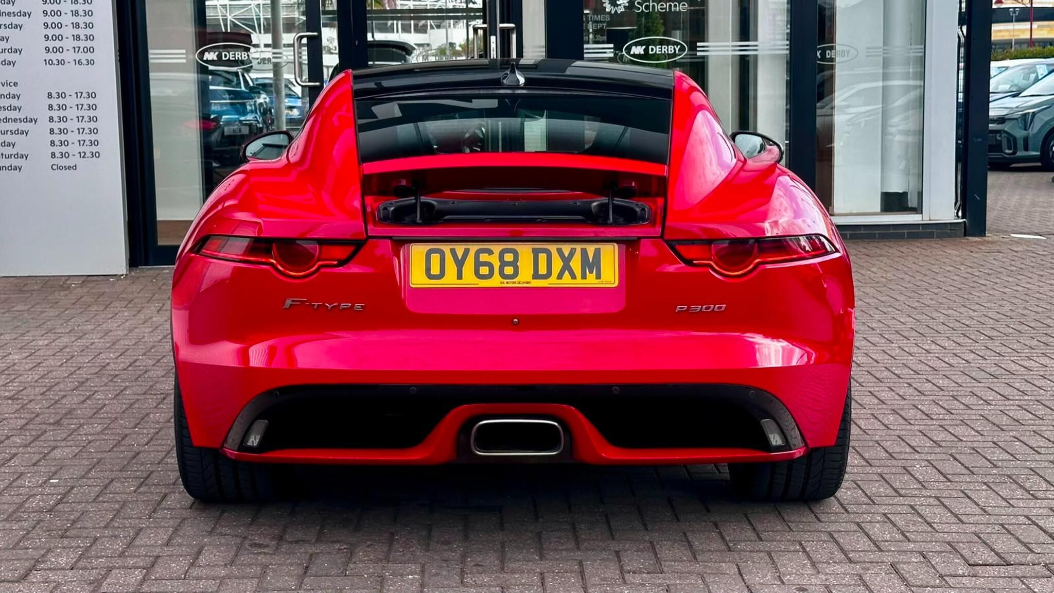Jaguar F-Type view 19