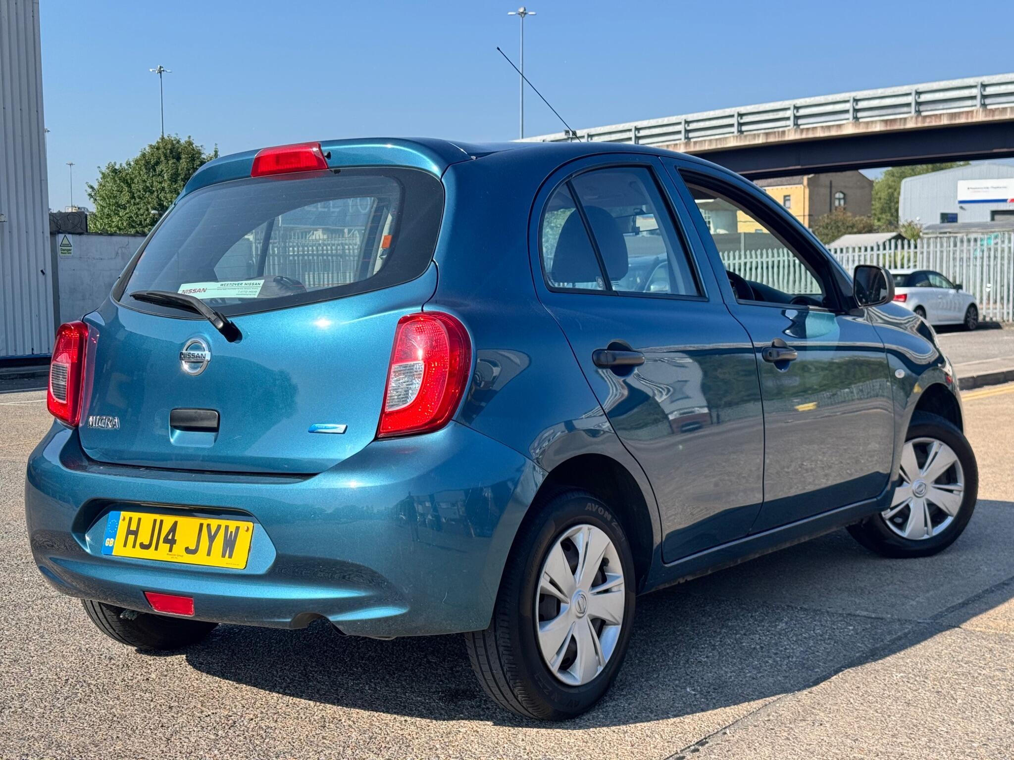 Nissan Micra view 21