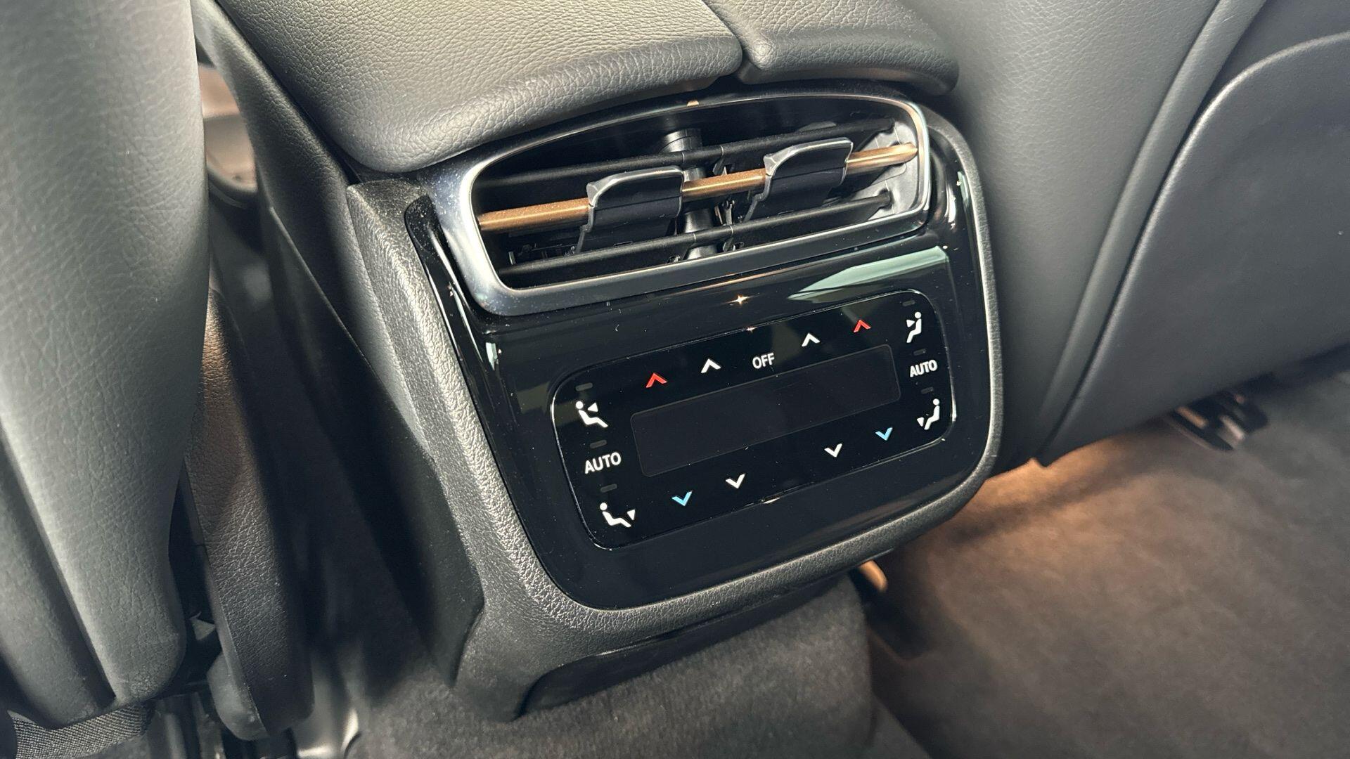 Mercedes-Benz EQE view 15