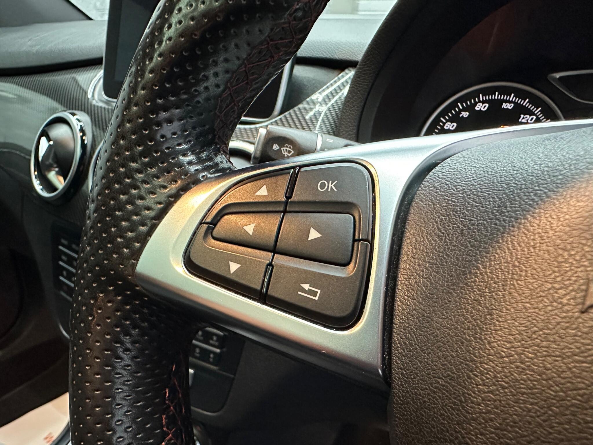 Mercedes-Benz B-Class view 17