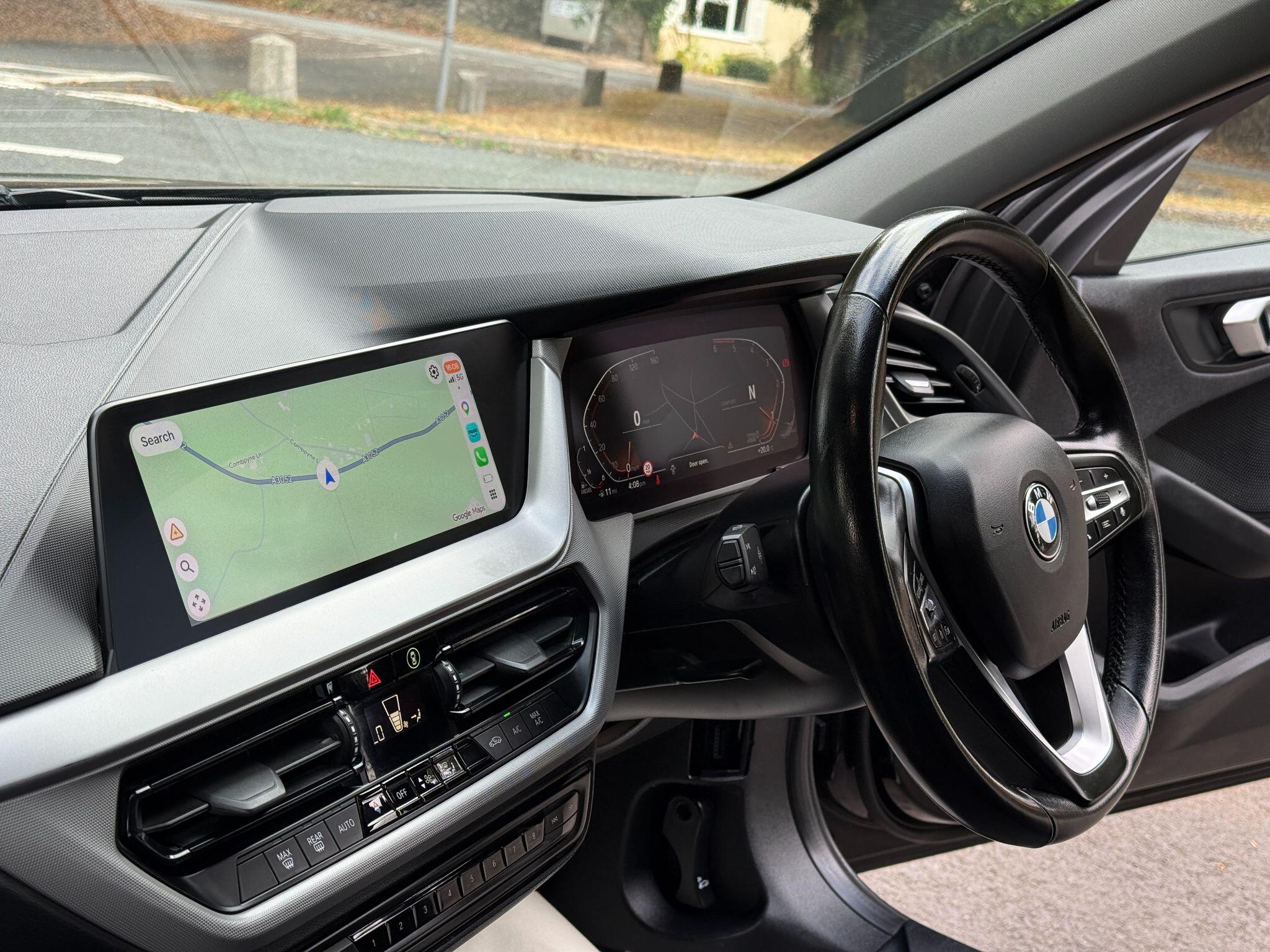 BMW 1 Series view 49