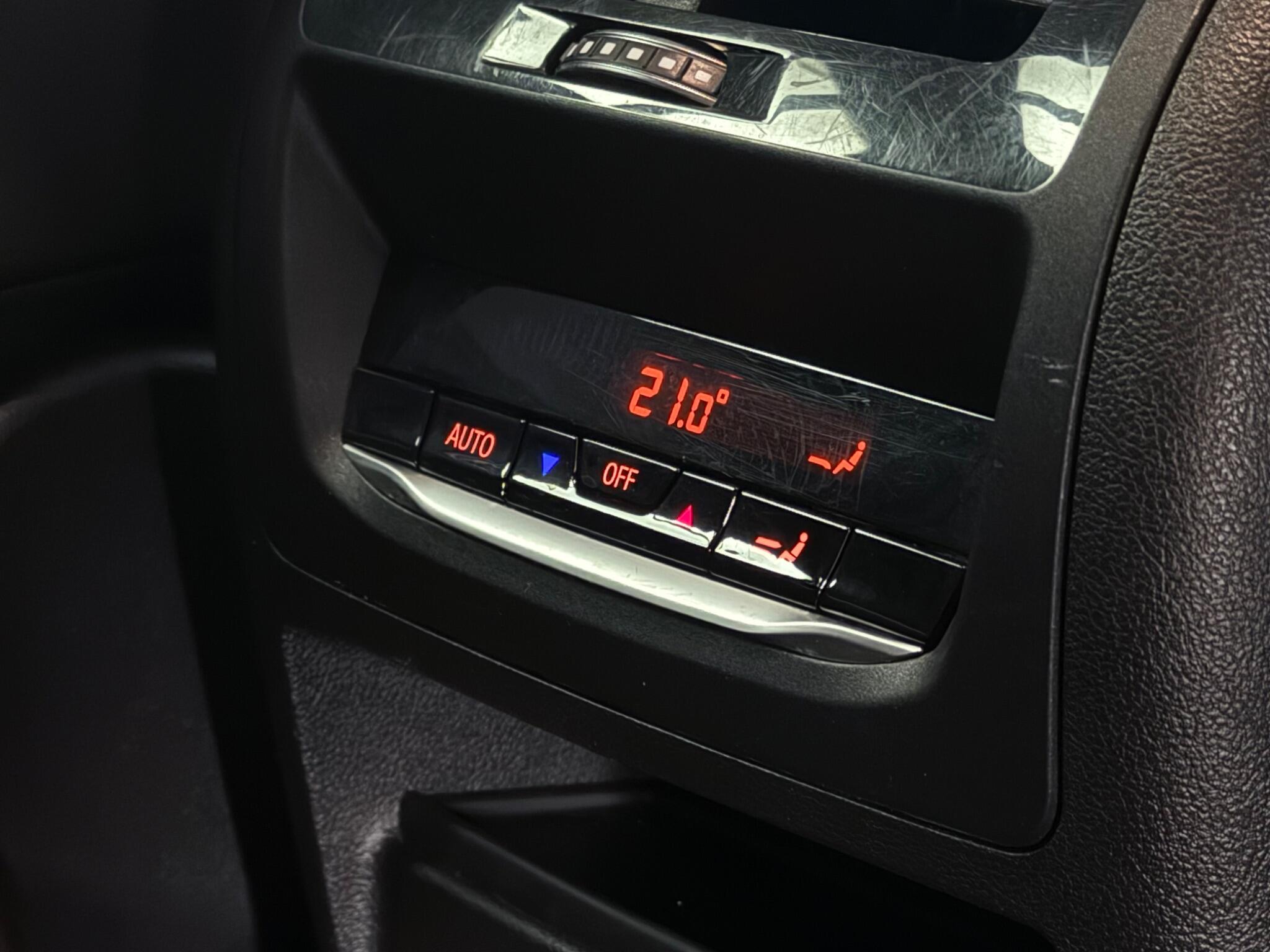 BMW X4 view 28