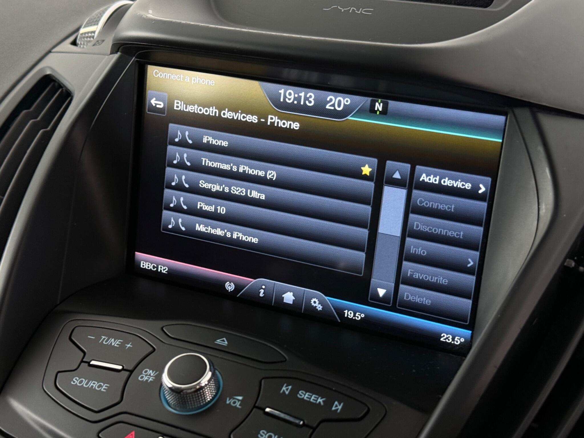Ford Kuga view 22
