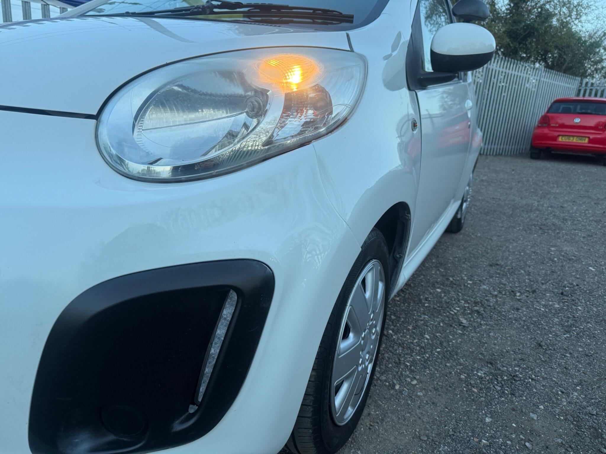 2013 Citroen C1 image 25