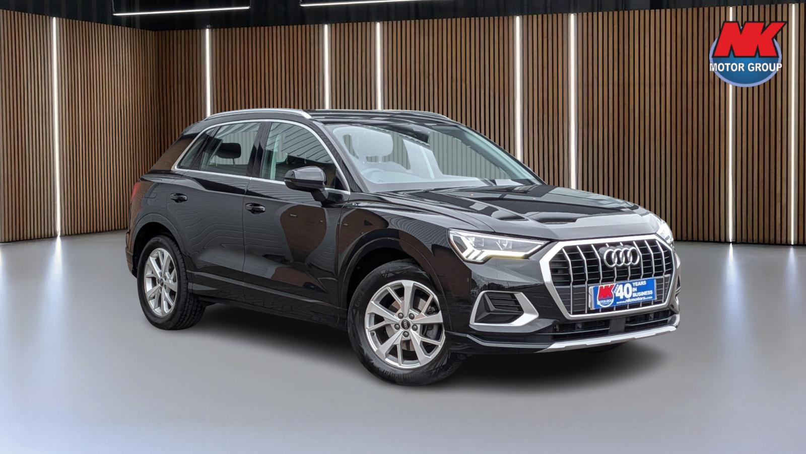 Audi Q3 main image