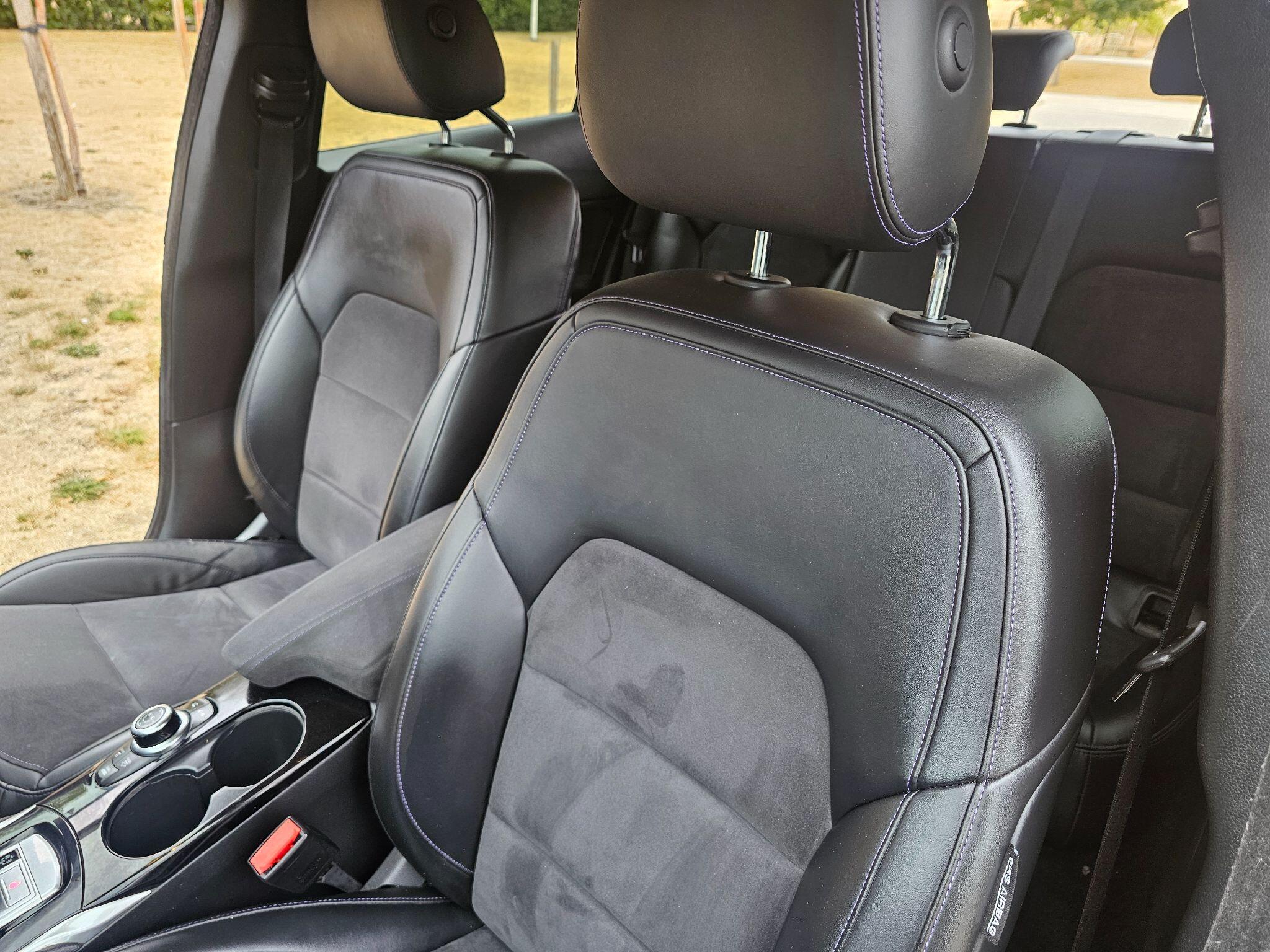 Infiniti Q30 view 24