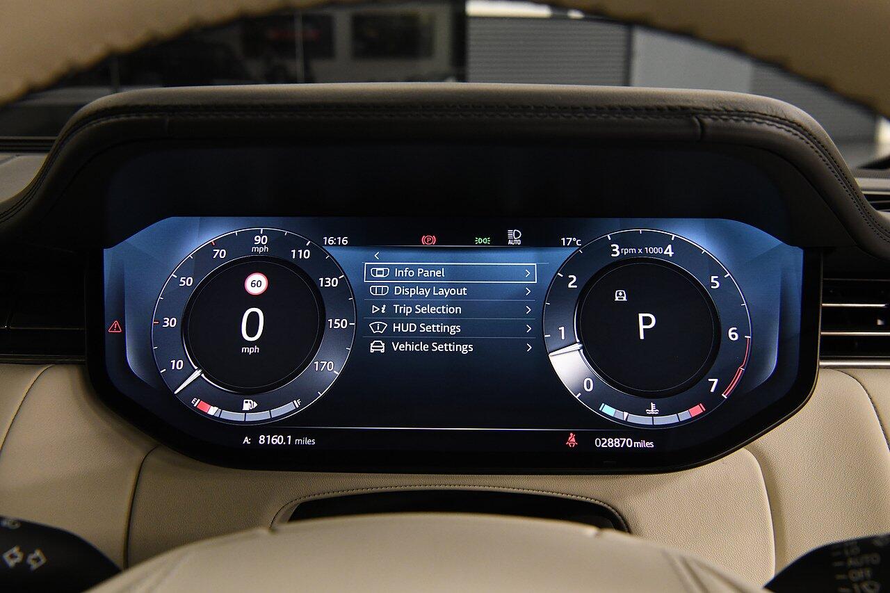 Land Rover Range Rover view 22