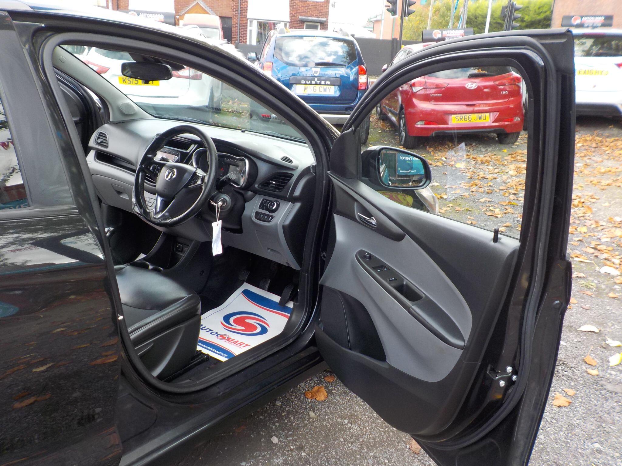 Vauxhall Viva 1.0i SL Euro 6 5dr