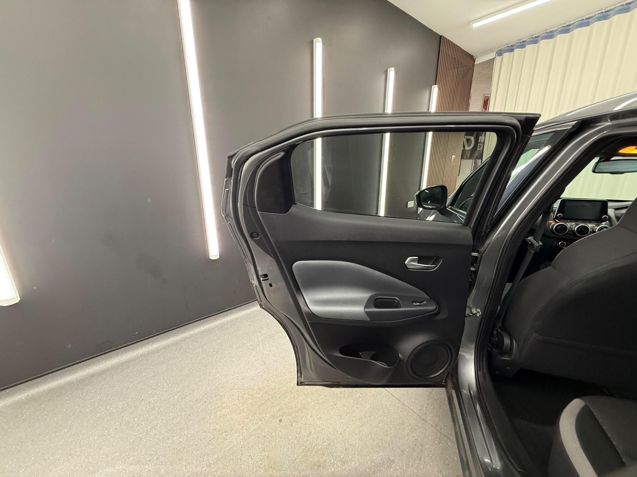 Nissan Juke view 16