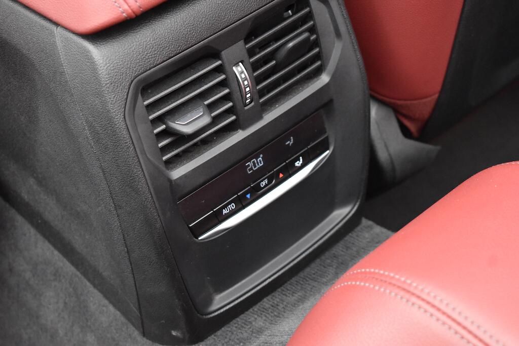 BMW 4 Series view 45