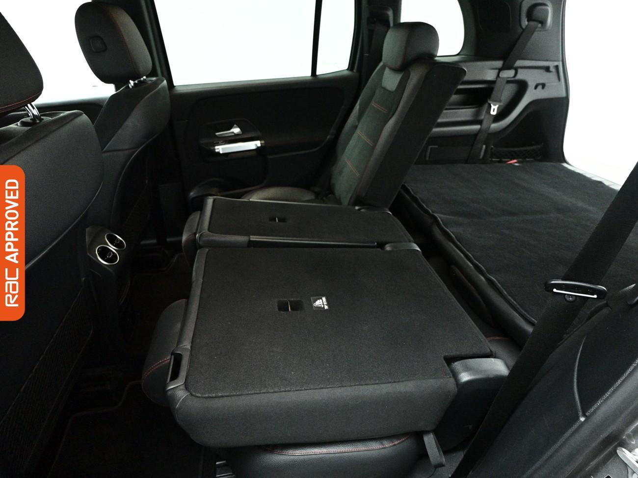 Mercedes-Benz GLB view 26