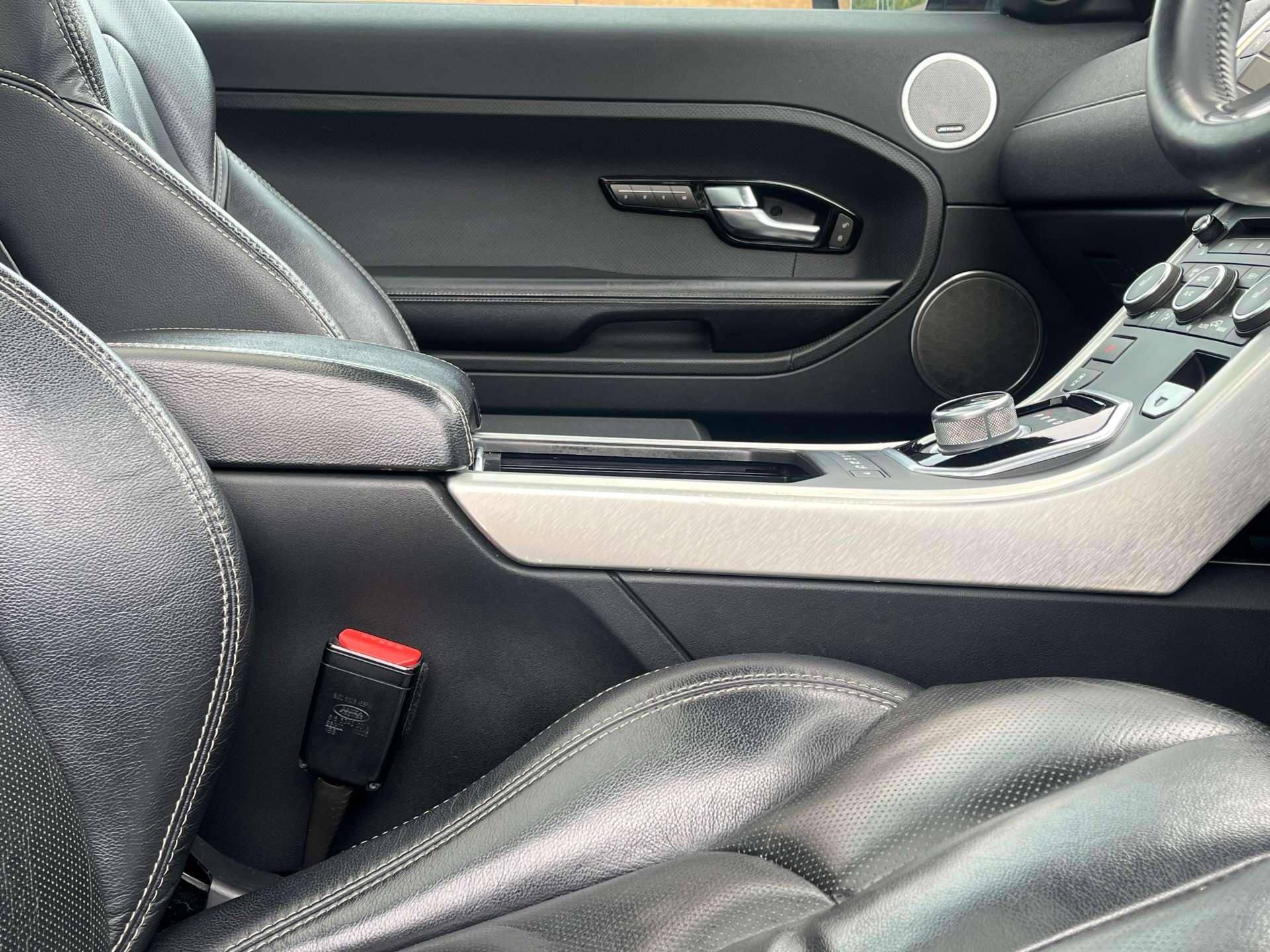 Land Rover Range Rover Evoque view 42
