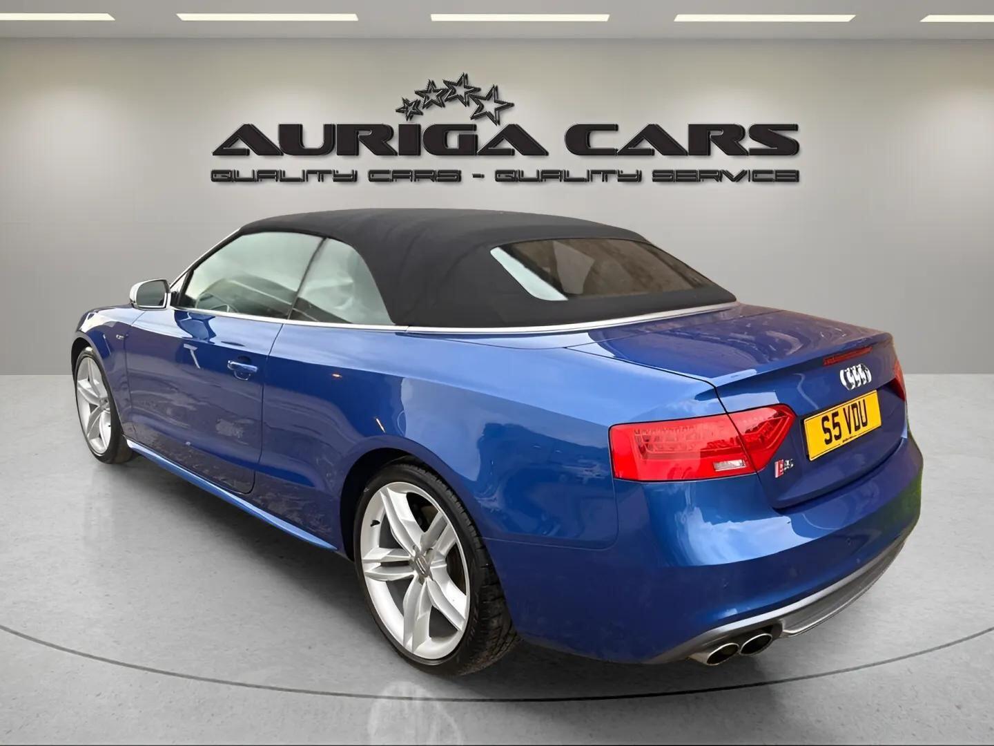 Audi S5 view 14