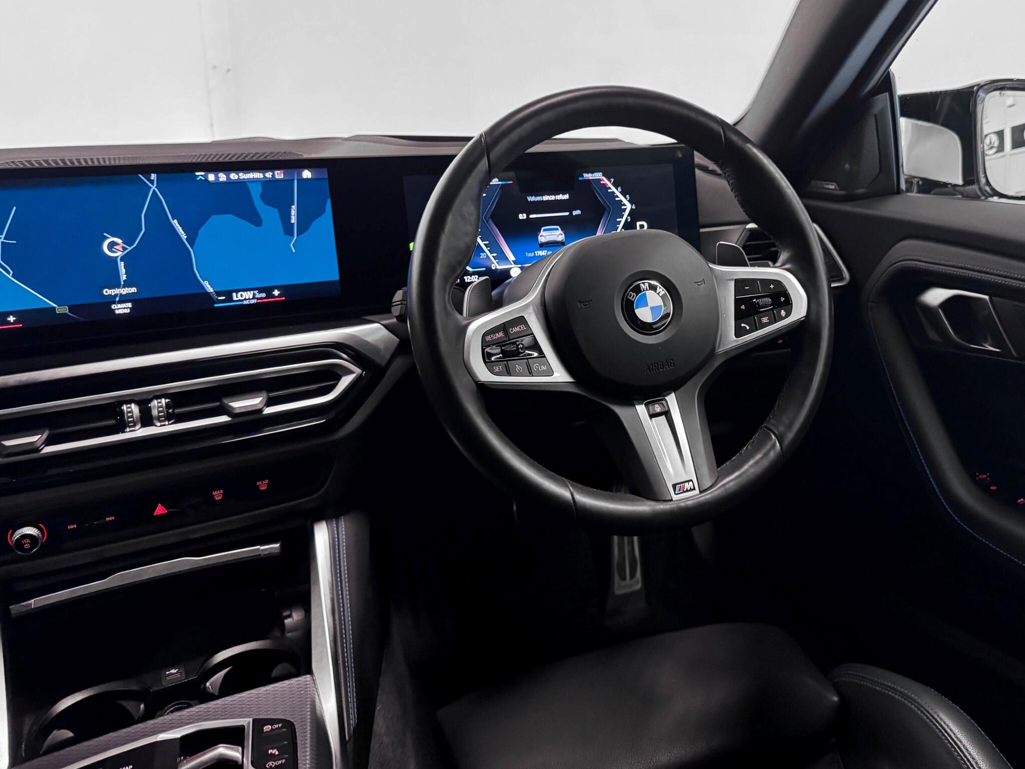 BMW 2 Series view 19