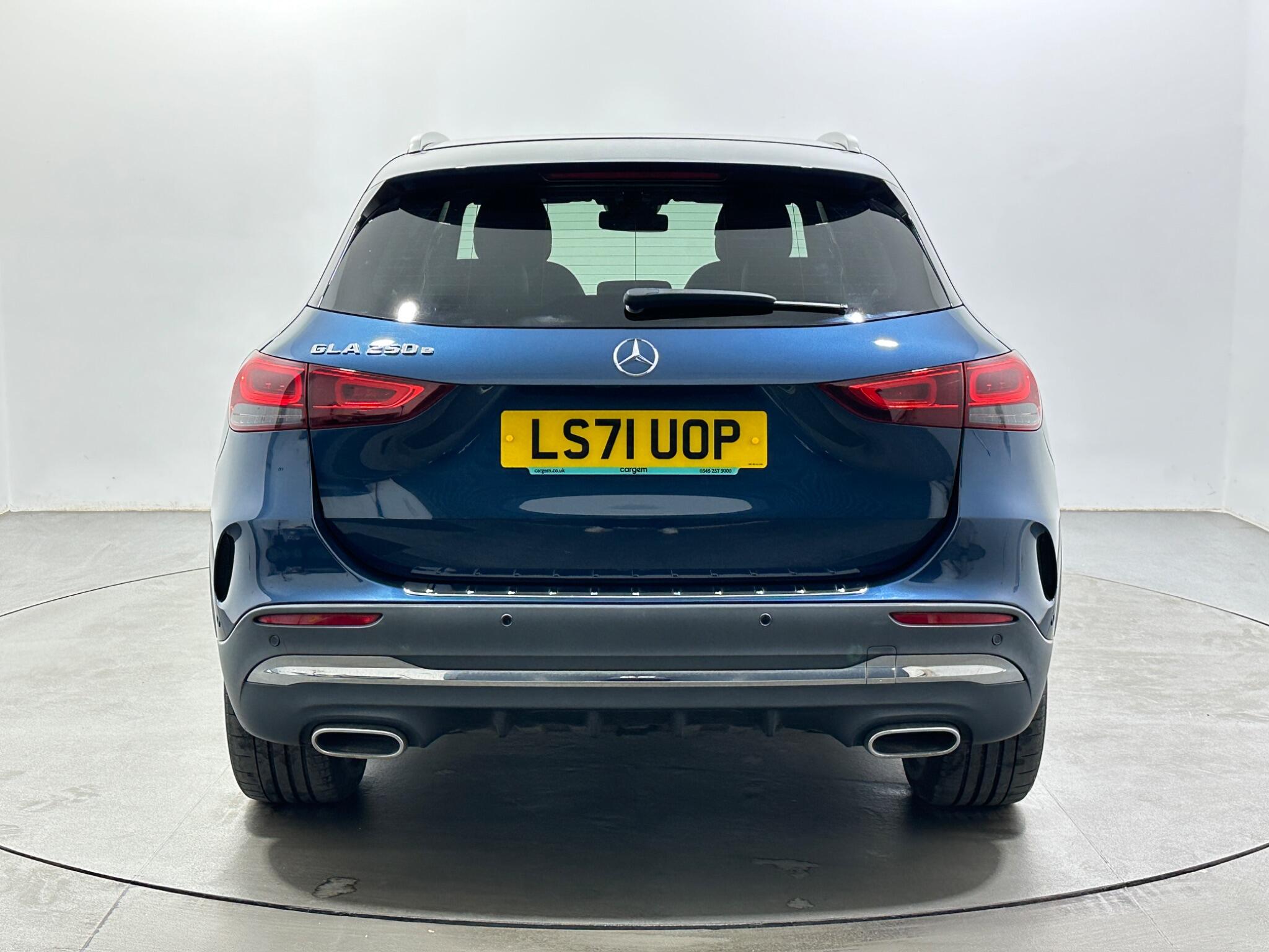 Mercedes-Benz Gla view 7