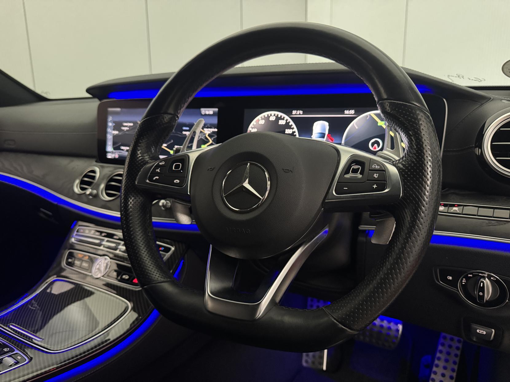 Mercedes-Benz E Class view 48