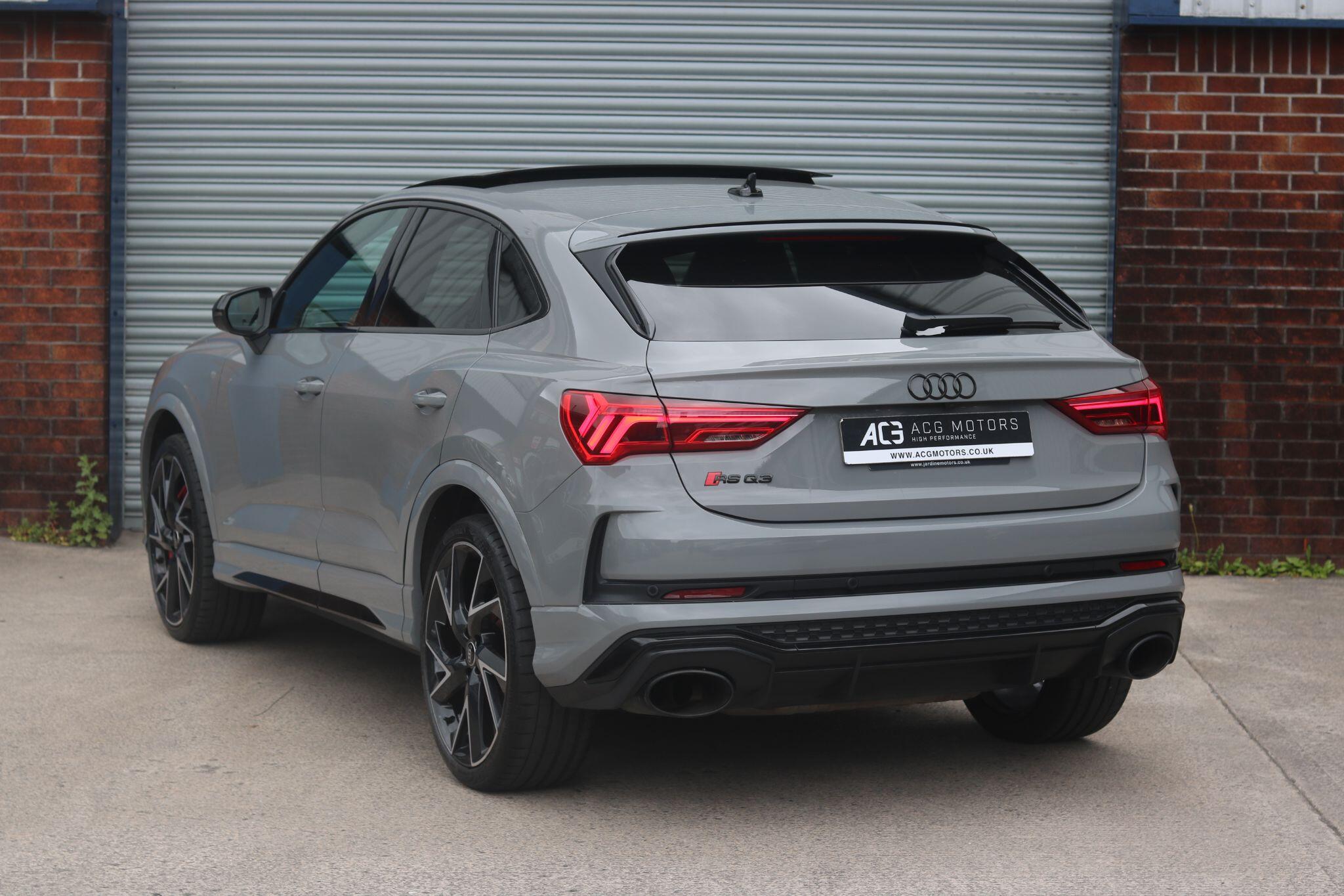 Audi RS Q3 view 2