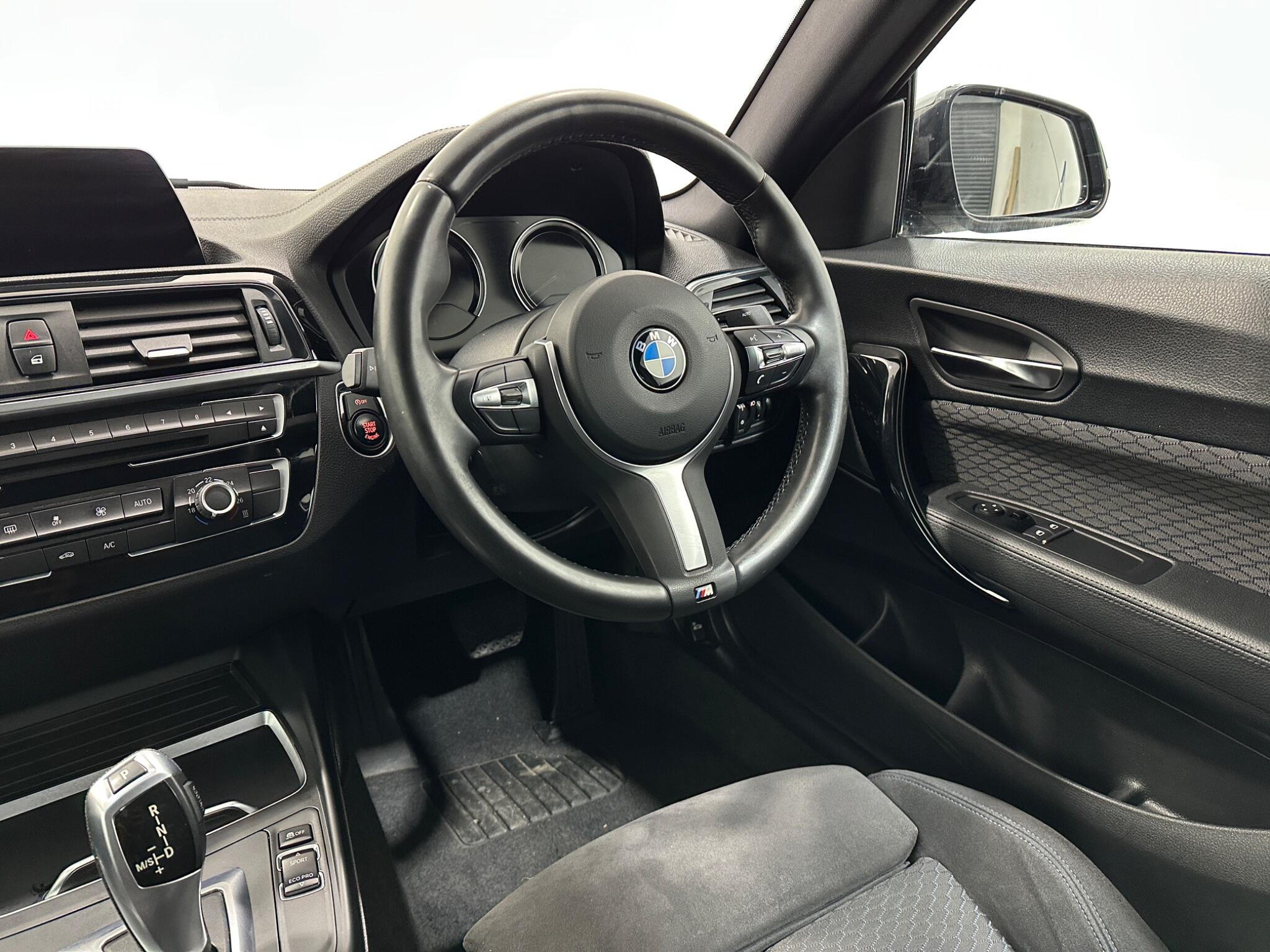 BMW 2 Series view 12