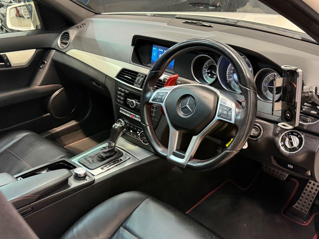 Mercedes-Benz C-Class view 17